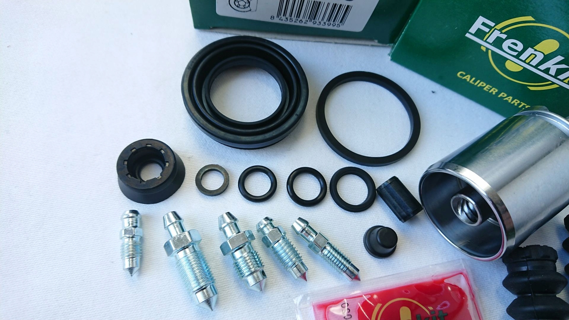 ZESTAW NAPRAWCZY ZACISKU TYL RENAULT KANGOO Part manufacturer Frenkit