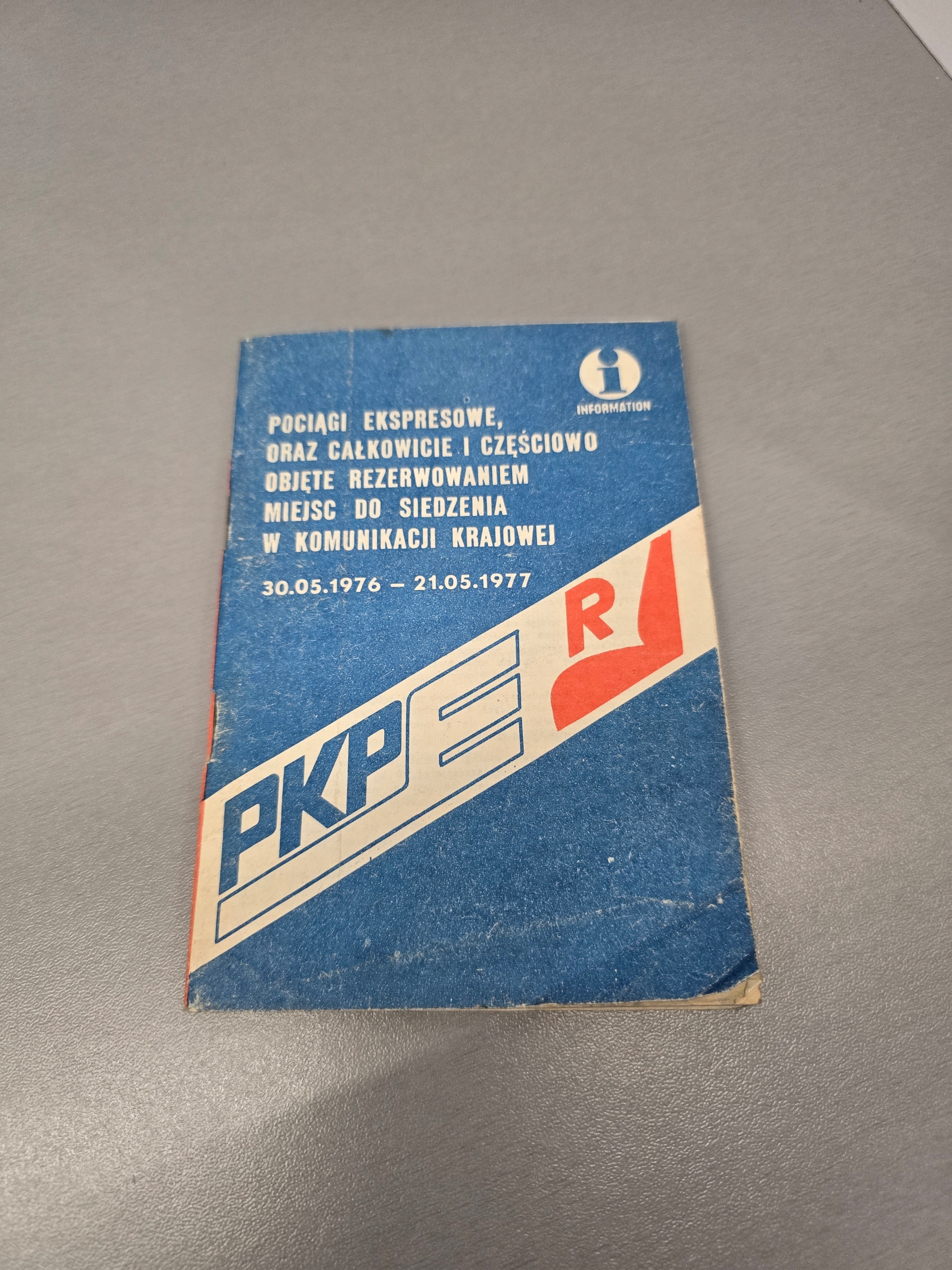 Informator PKP pociągi ekspresowe 1976 do 1977.