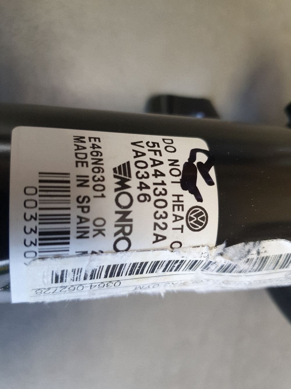 Cupra Leon IV shock absorber right front active 5FA413032A