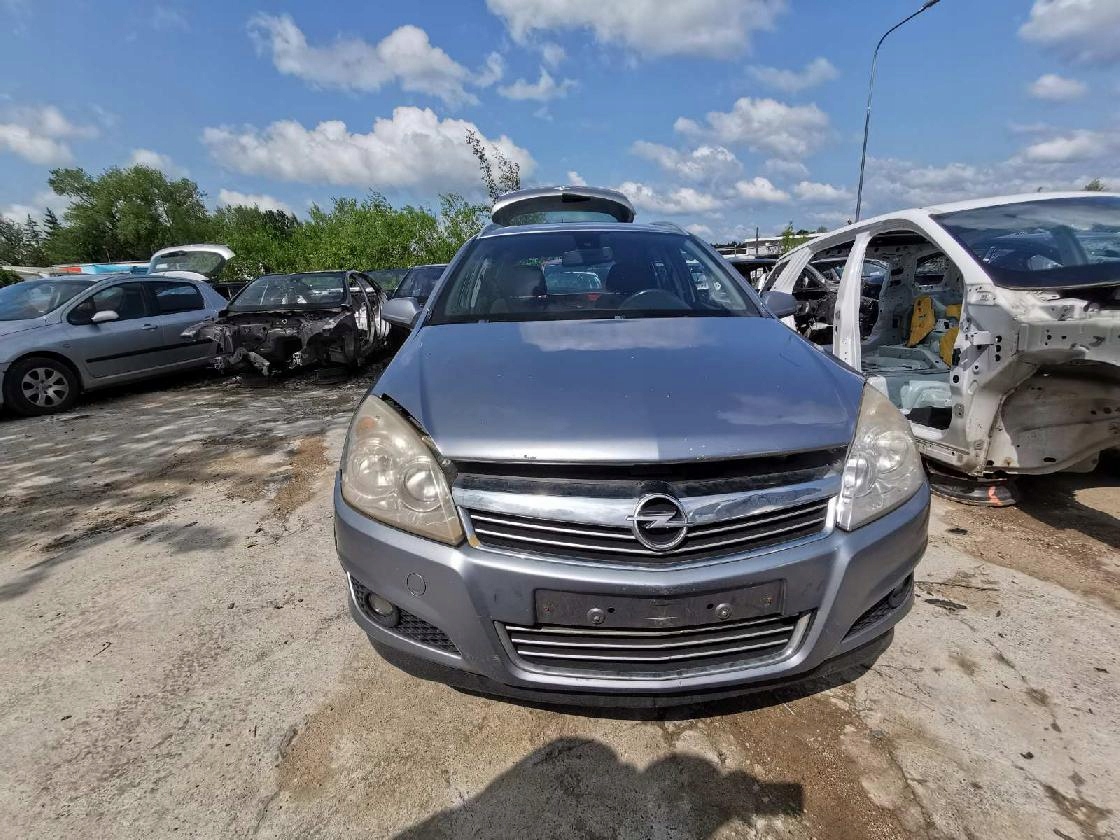 opel Astra коллектор выпускной 2008 1.7л 8973858151