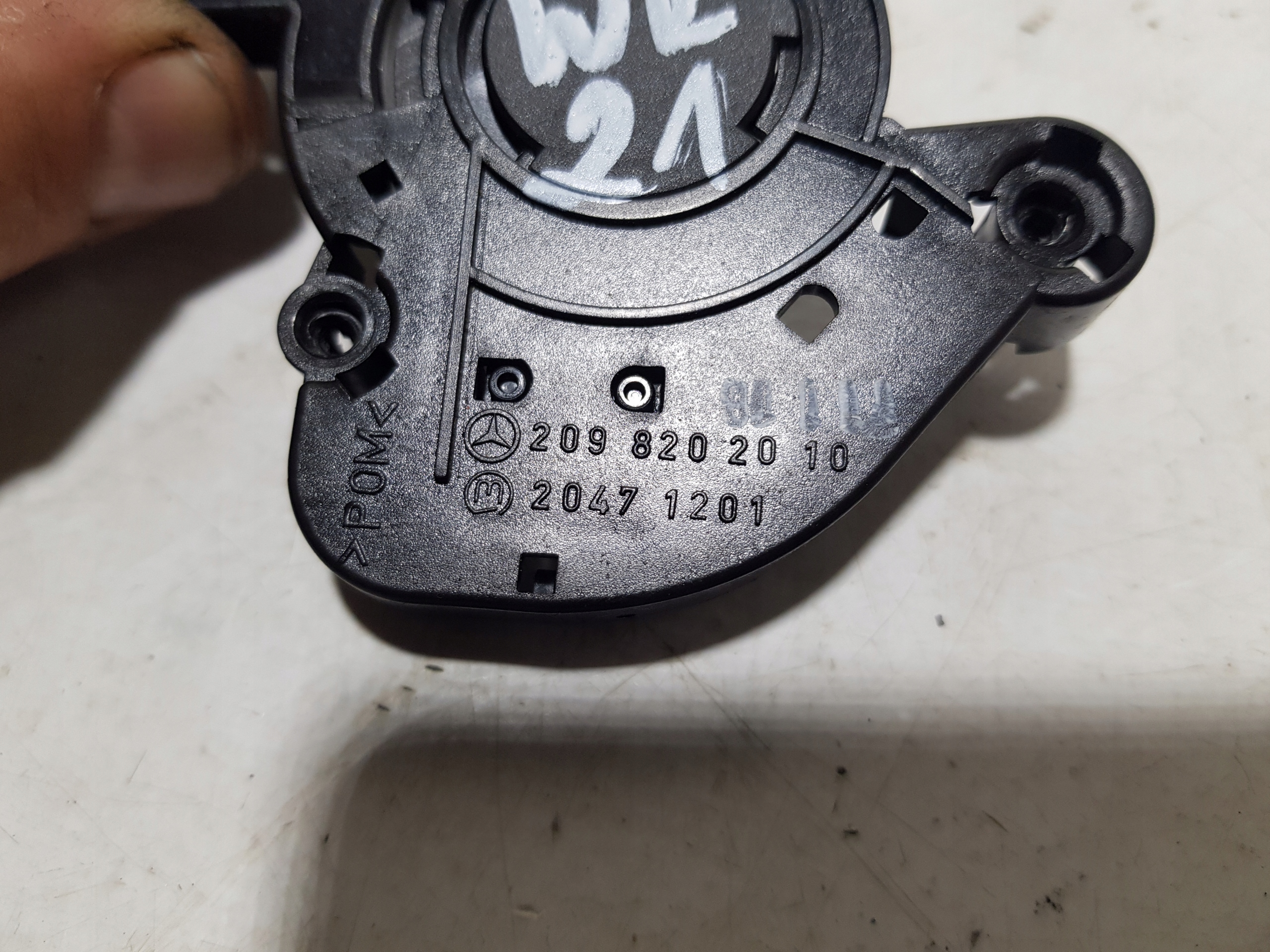 MERCEDES CLK W209 Sensor KRANCOWY KRANCOWKA dach 2098202010