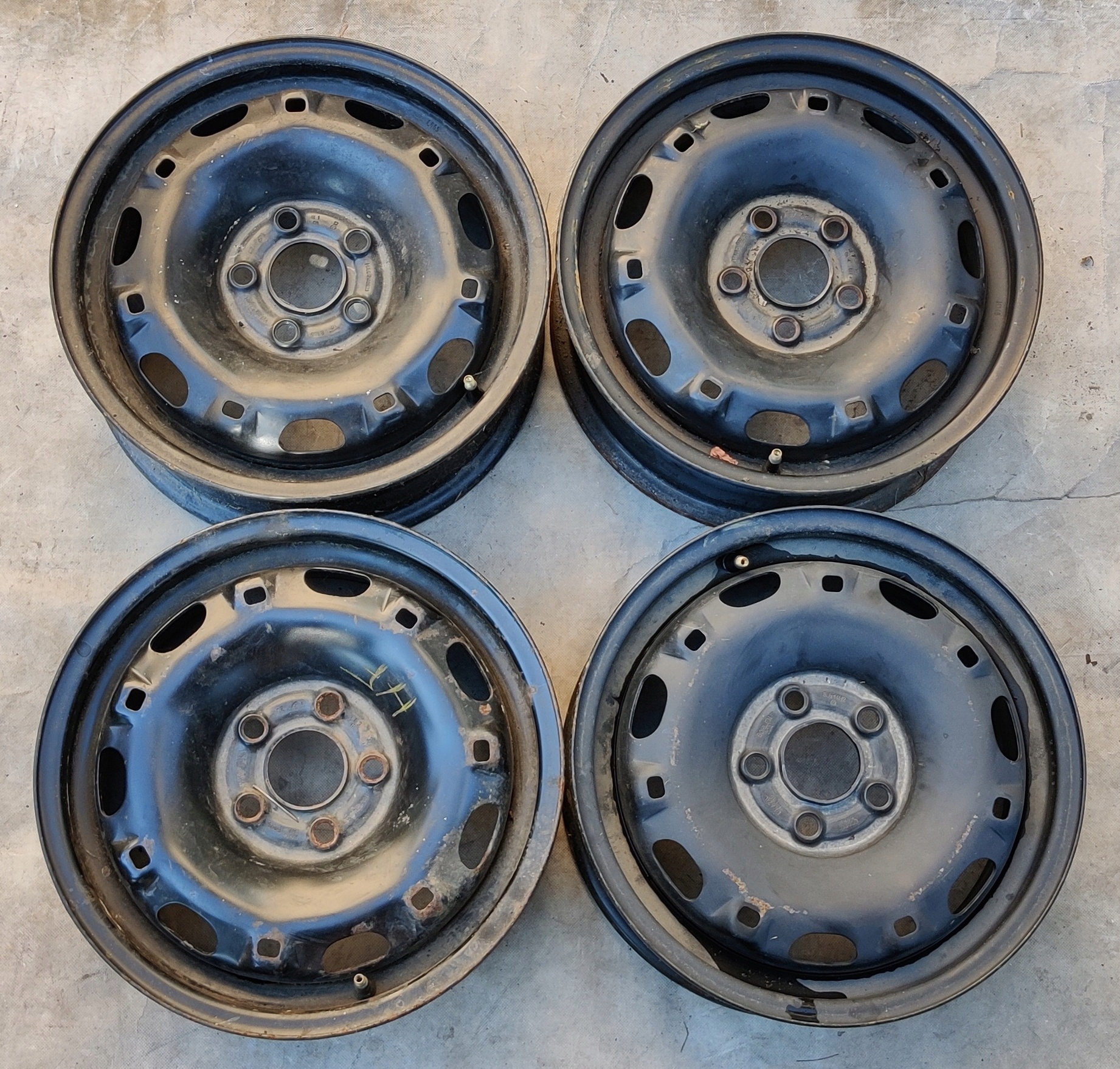 Диски Volkswagen Skoda 5J 14 