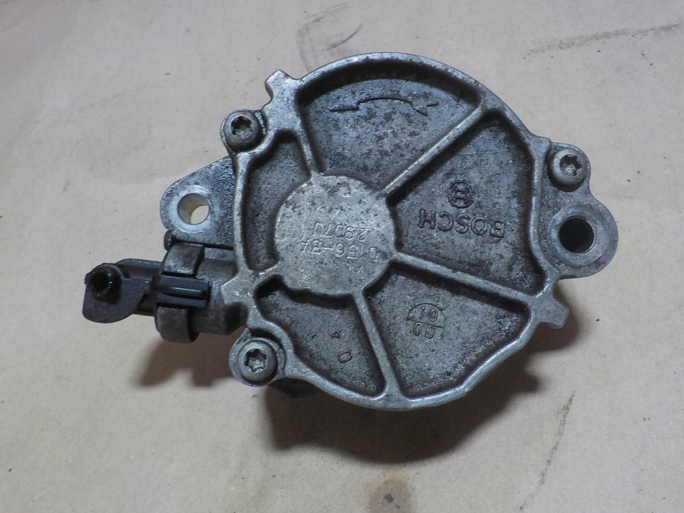 9684786780 - FOCUS MK2 1.6 ВАКУУМНЫЙ НАСОС