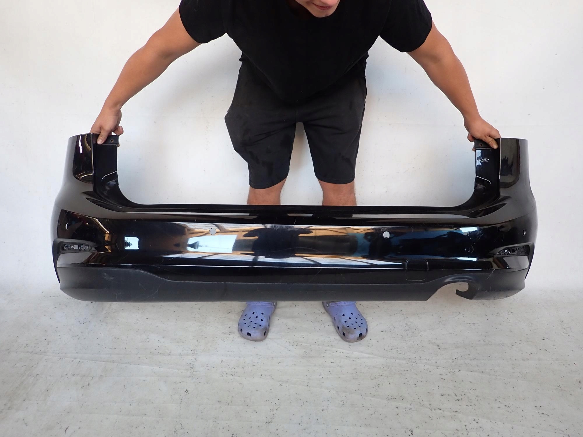 FORD FOCUS IV 4 MK4 KOMBI 18-> bumper rear part rear PDC