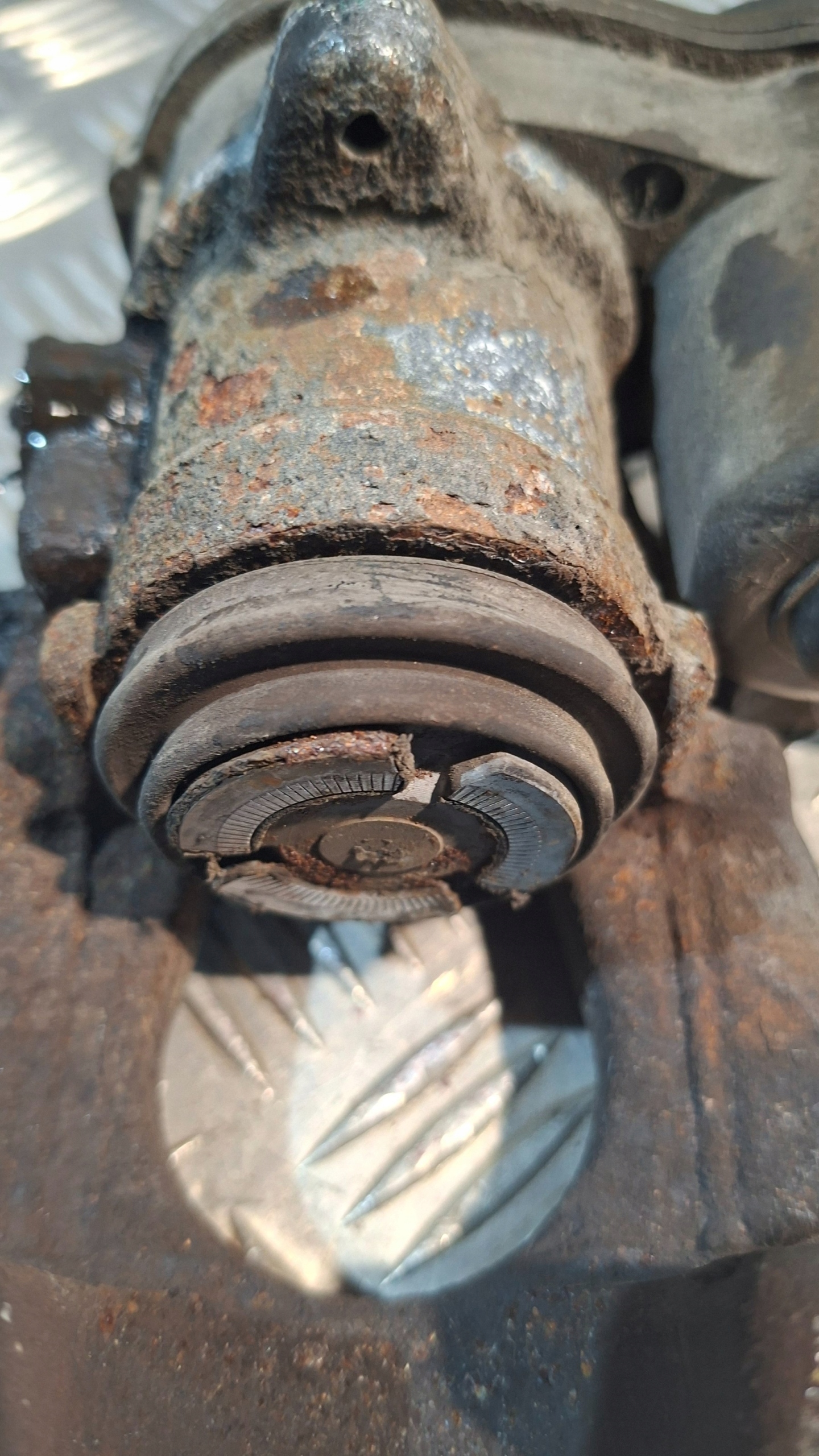caliper brake left rear part MAZDA 6 GJ 2.0B