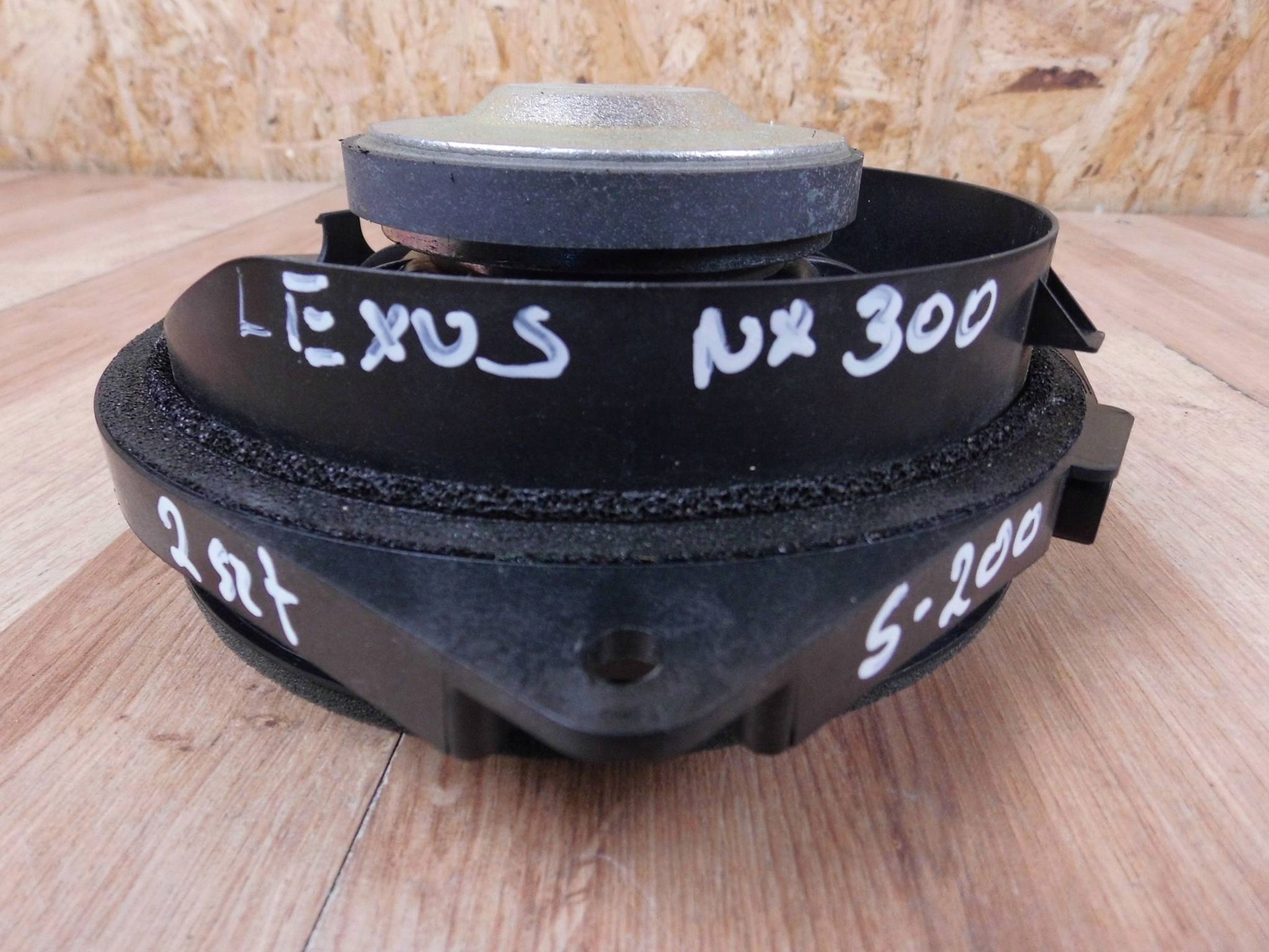Lexus NX300H speaker door front front 86160-78050