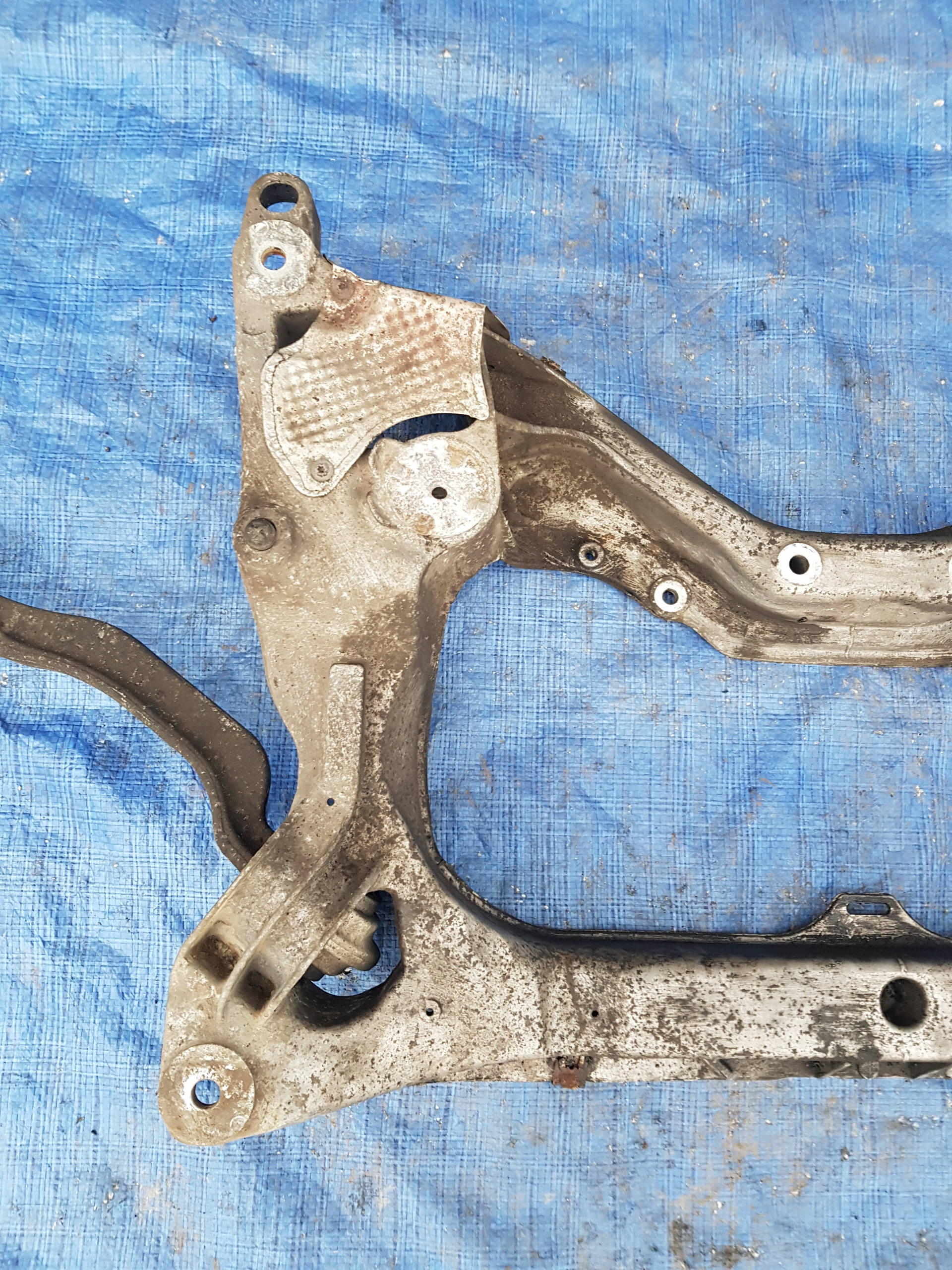 axle beam subframe axle beam front MERCEDES SL R230 W230 2306280157