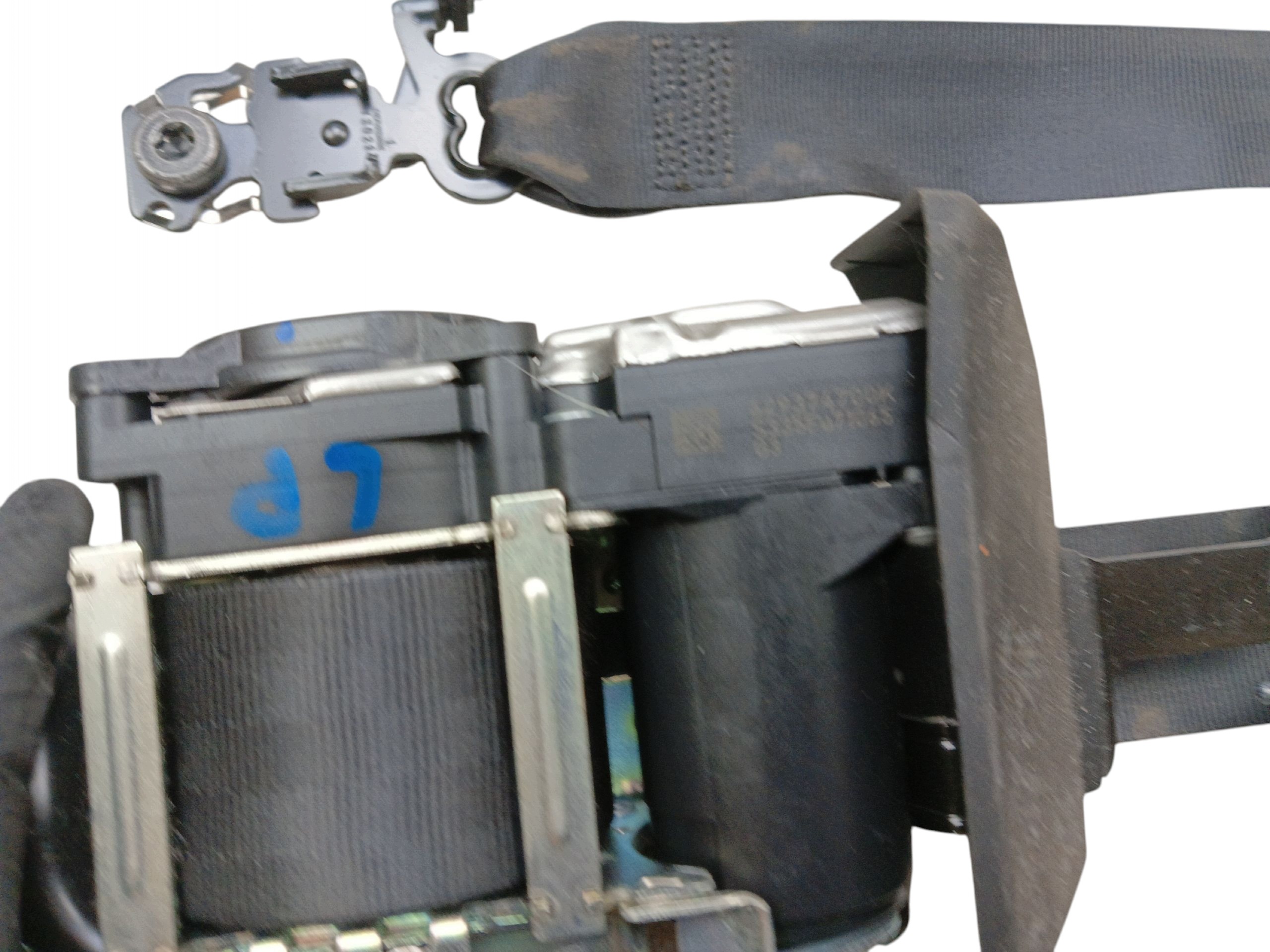 tension belt safety left front VOLVO V90 II CC 32239345