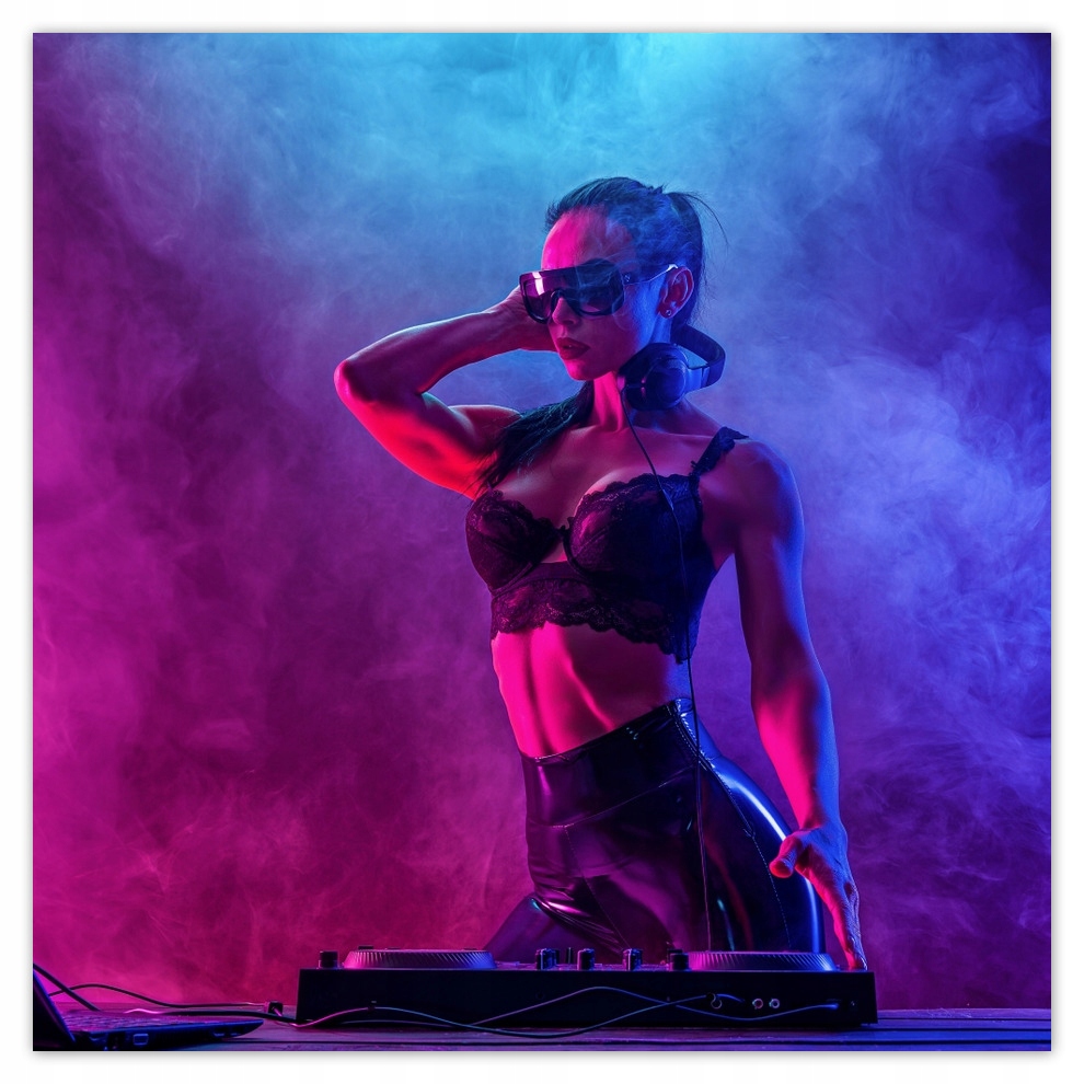 

Fototapety flizelina 312x312 DJka Kobieta Dym