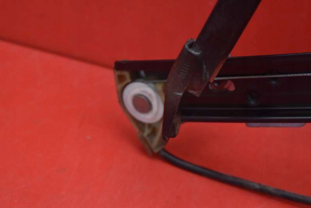window regulator right rear part 8E0959802E AUDI A4 B7 KOMBI 04-08