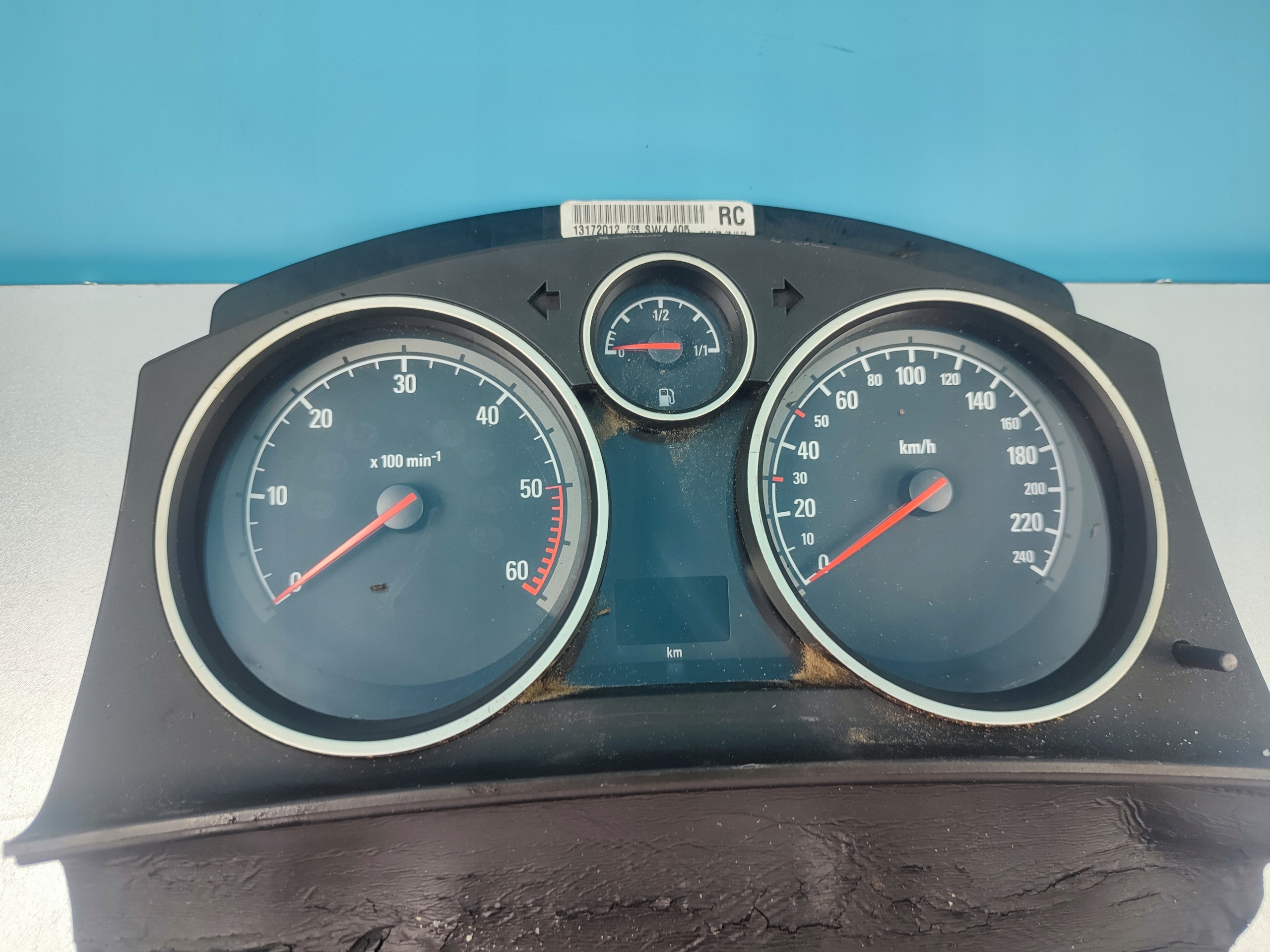 dials dials OPEL ASTRA H III OE 13172012