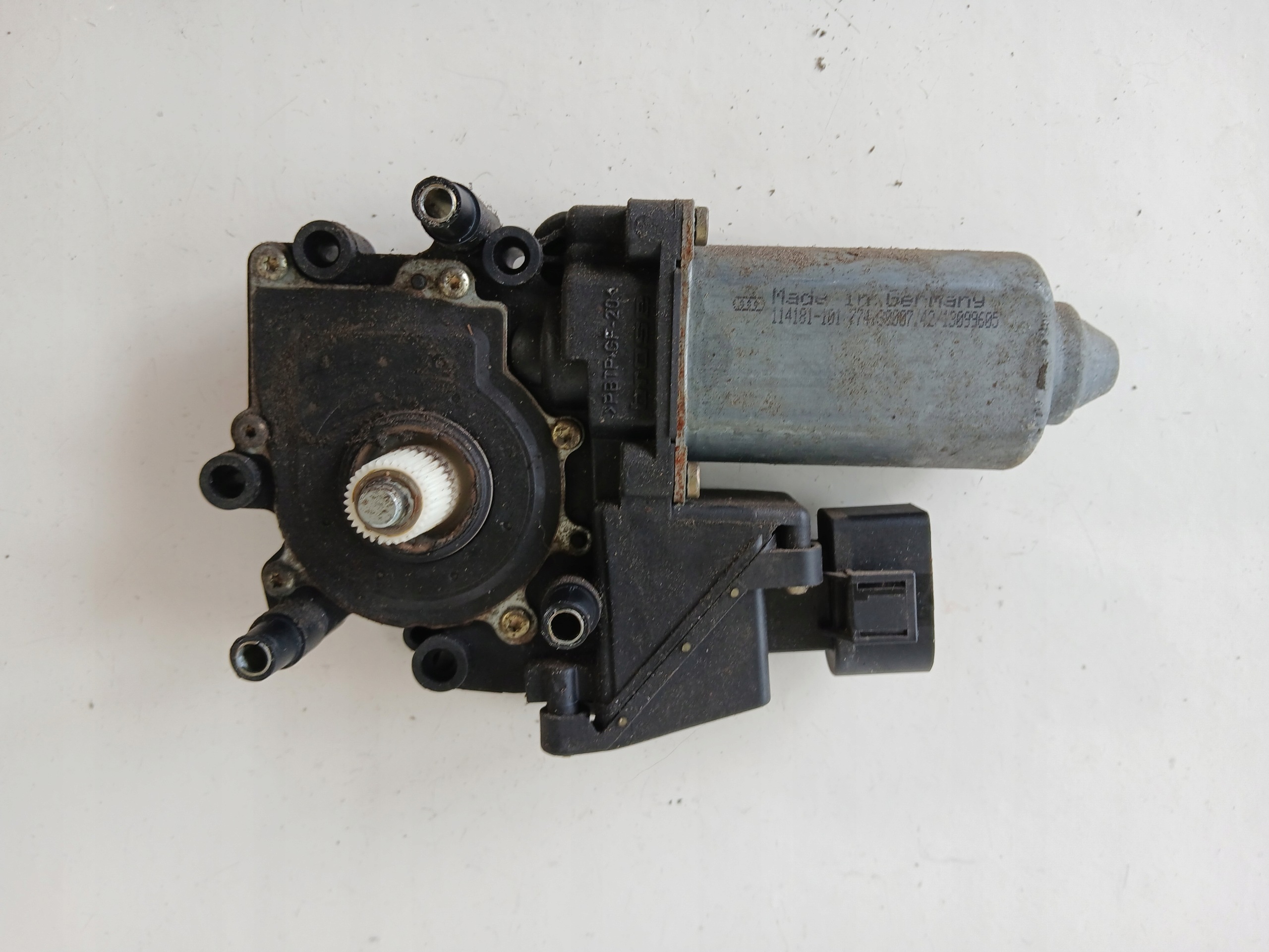 AUDI A6 C5 A3 8L mini motor windows left front 114181-101