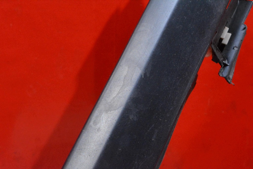 cap threshold right black 9813817380 CITROEN C3 3 III 5D HB 16-20