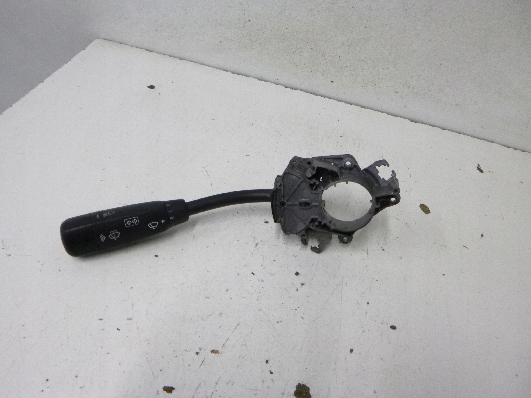 DEVIO LUCI DEVIO ZESPOLONE MERCEDES W210 2085450010 95-02