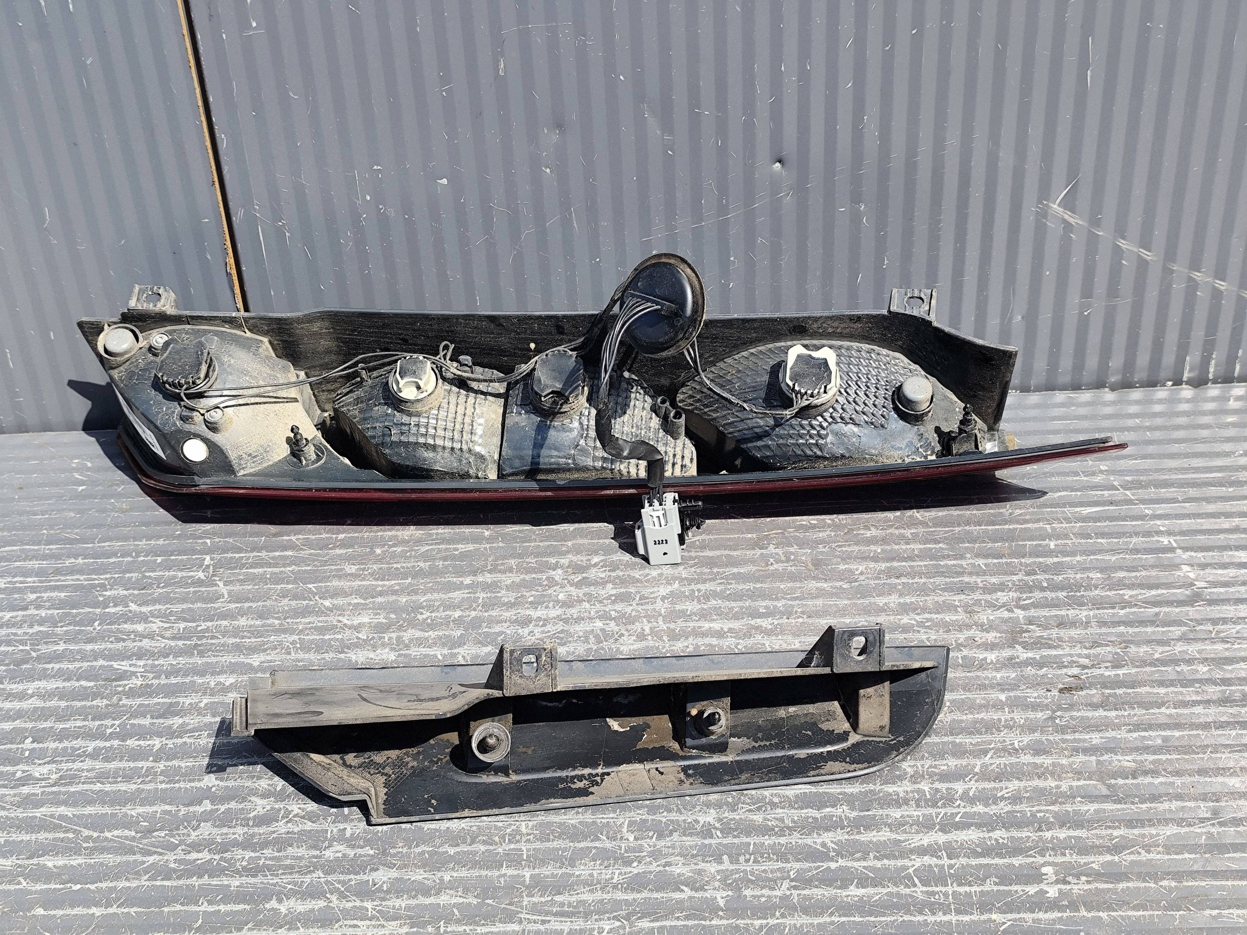 FORD TRANSIT CONNECT MK2 light rear left
