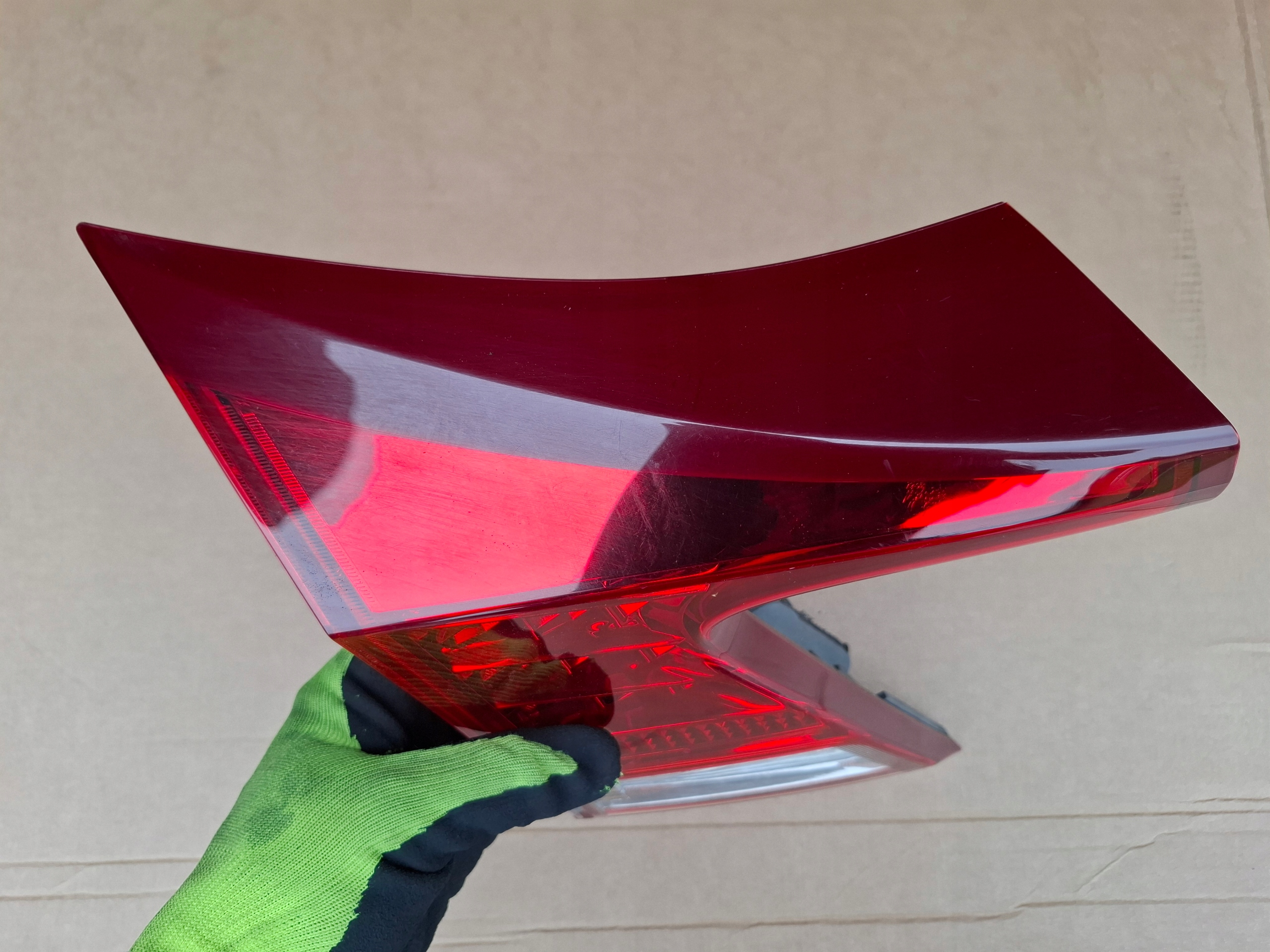HONDA CIVIC IX HB 14r light left rear part to the bonnet 2012