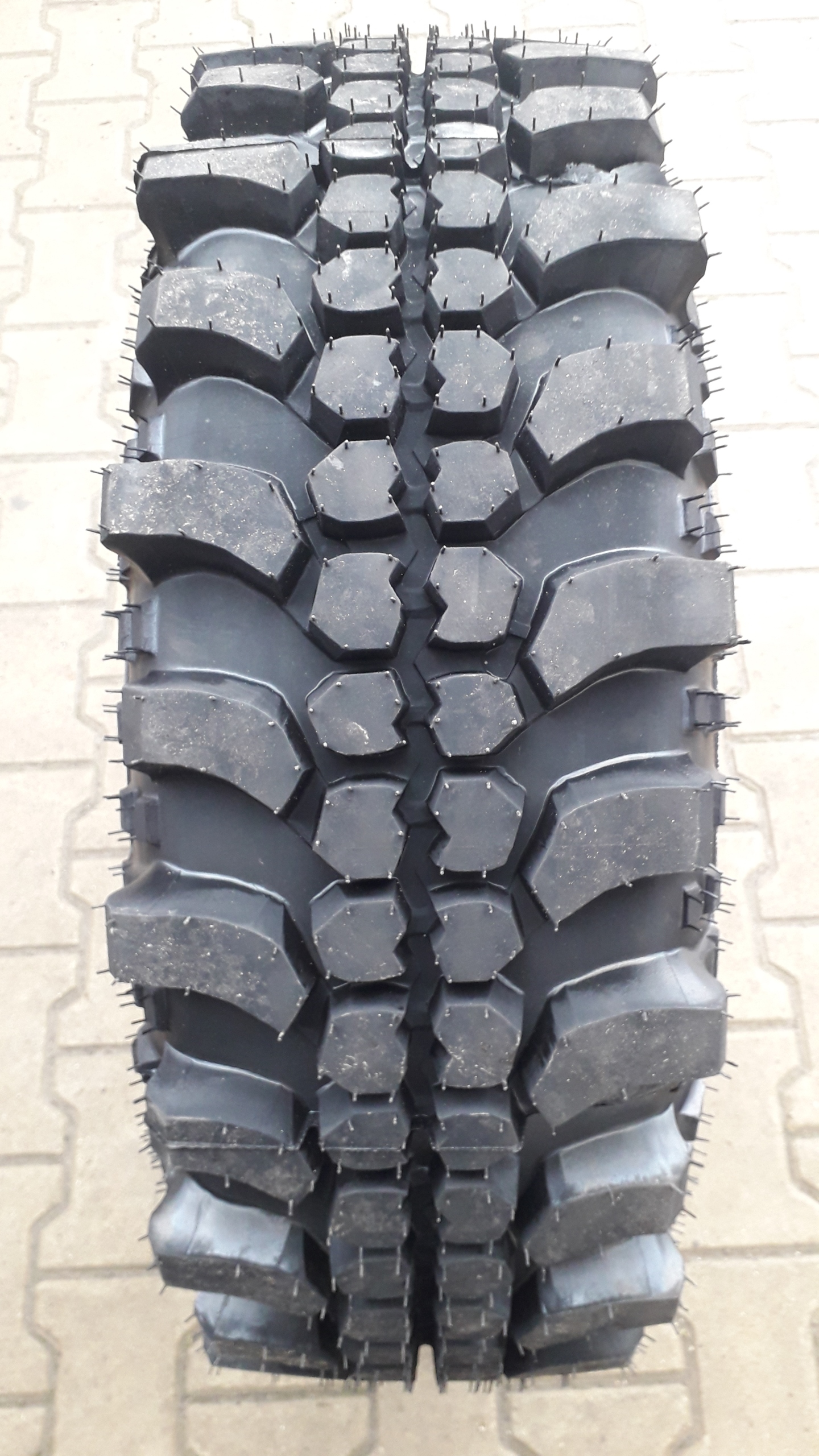 4xOPONY 265/75R16 TREKKER KOPIA SIMEX OFF ROAD M+S Marka Equipe