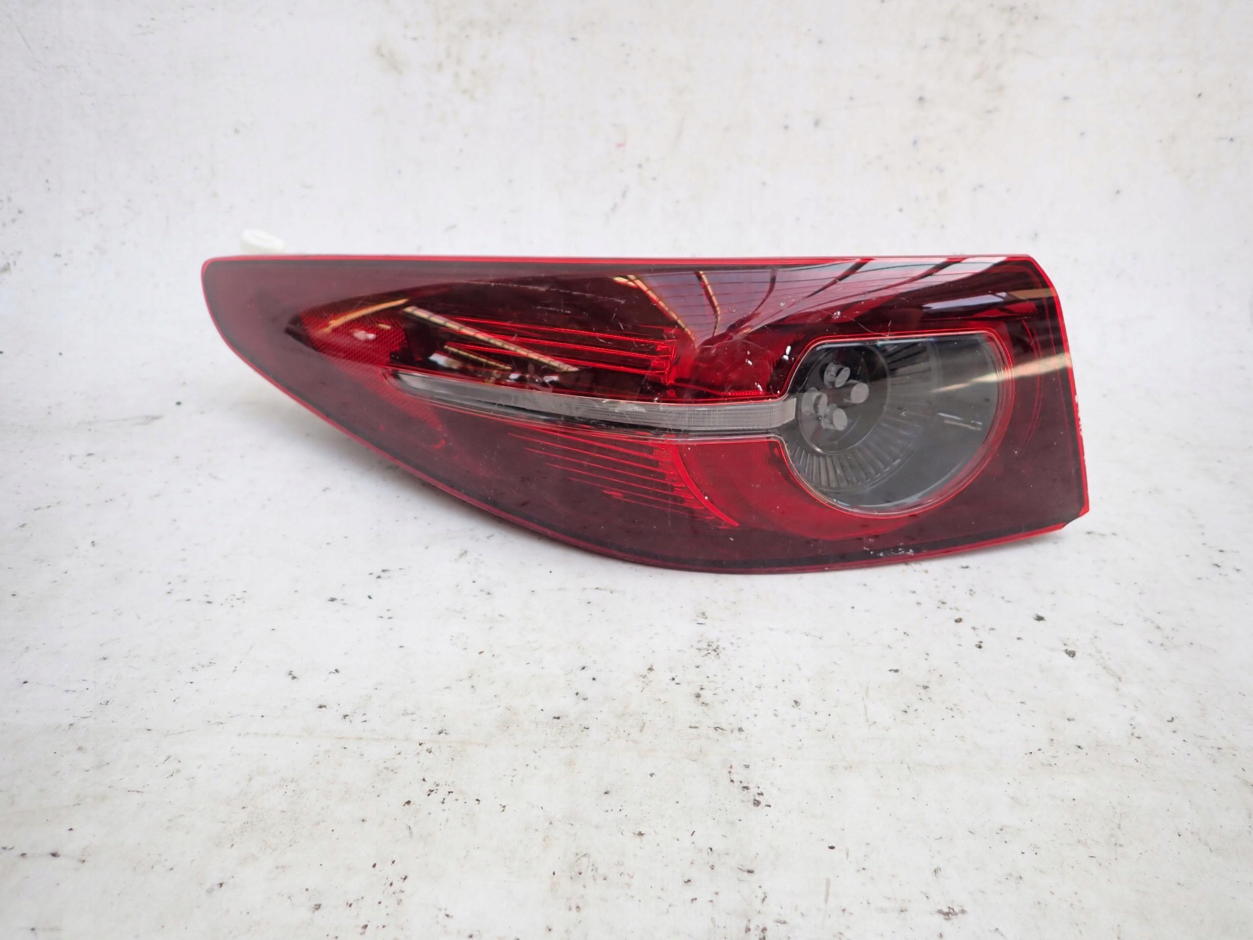 MAZDA 3 IV sedan 19-> light rear part rear left