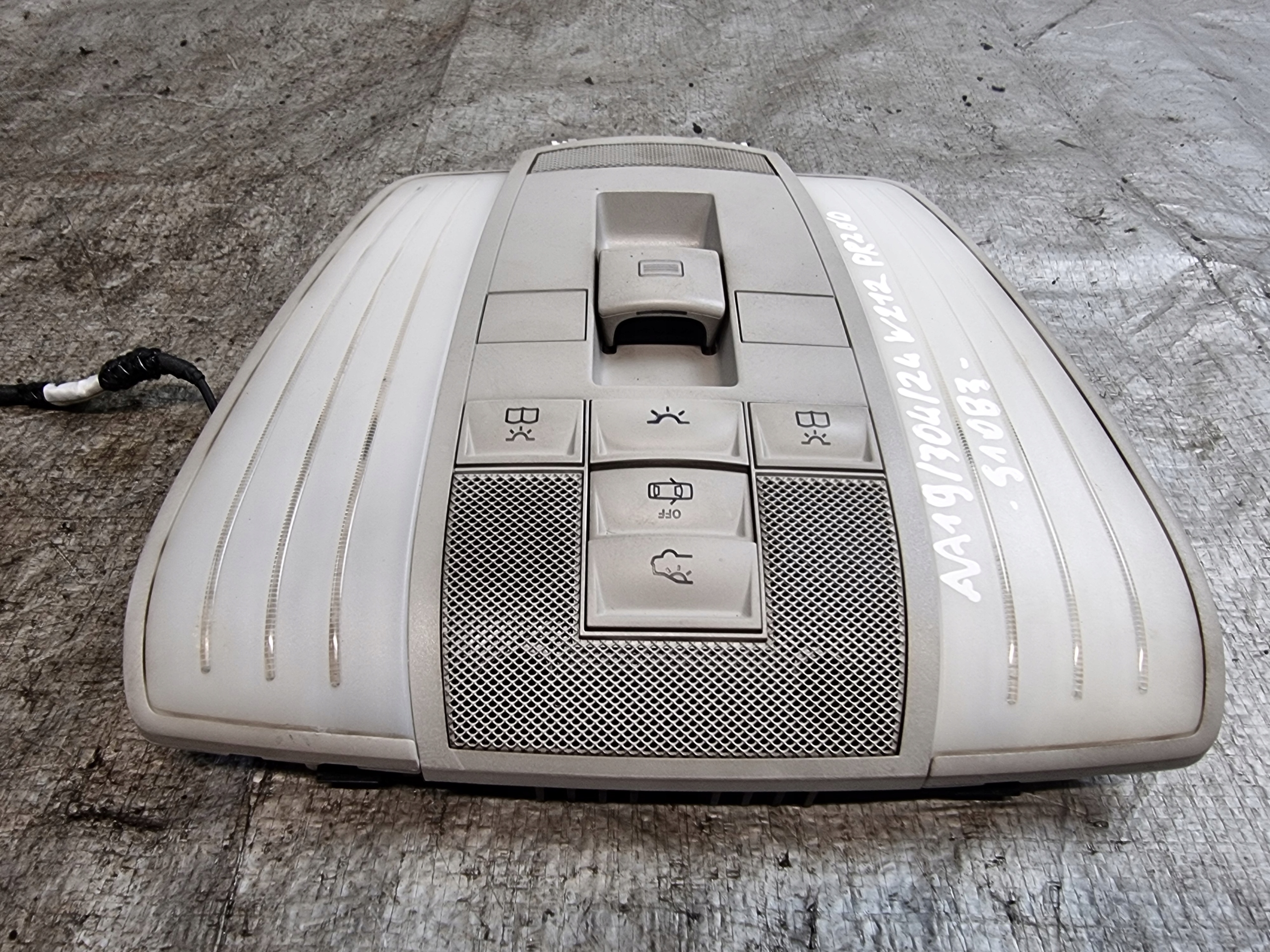 light lighting cabs front OE A2129001509 MERCEDES E KLASA W212 13r