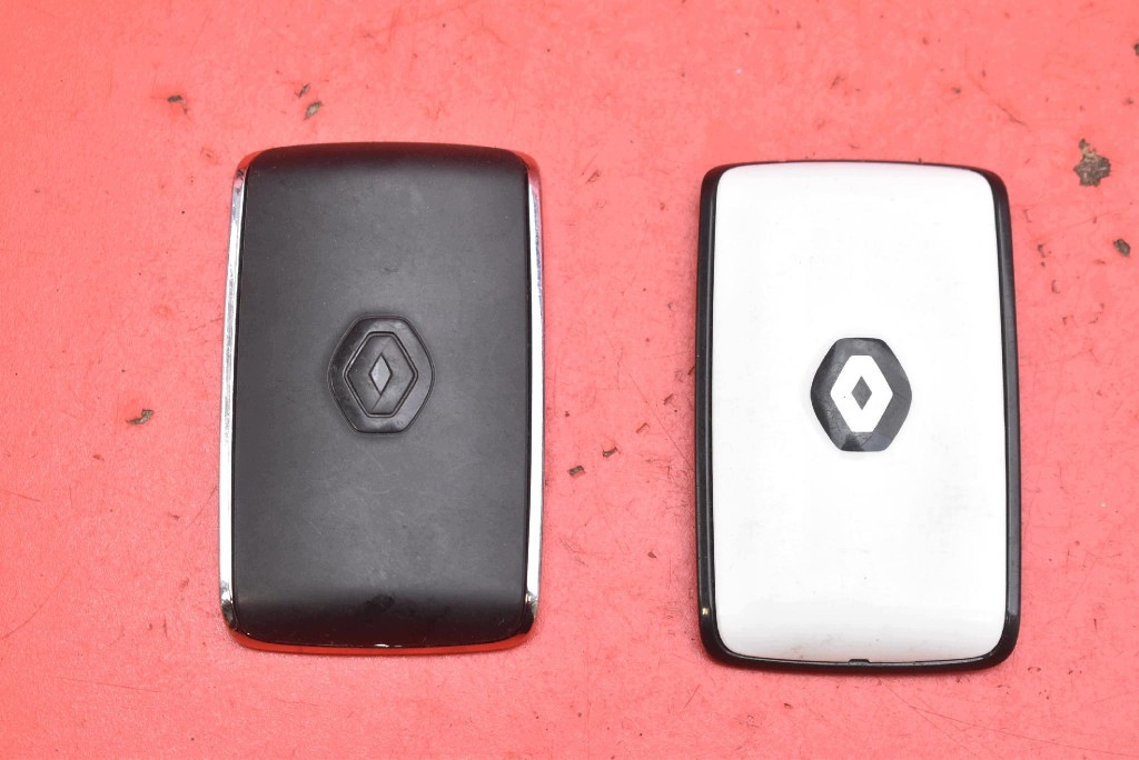 button START/STOP blocking steering wheel 285905306R RENAULT TALISMAN 1 and 1.6 TCe