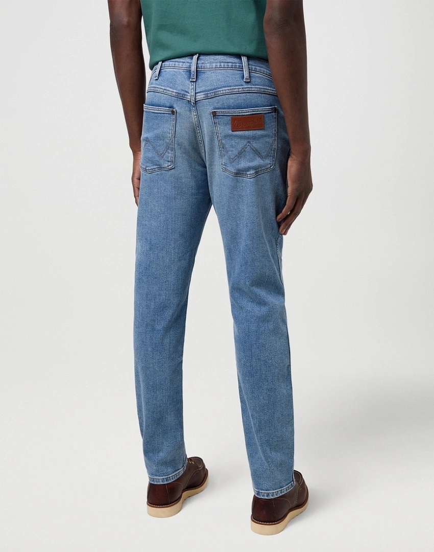 Pánské zúžené džíny Wrangler Larston Indigo Valley 112371026 30/34