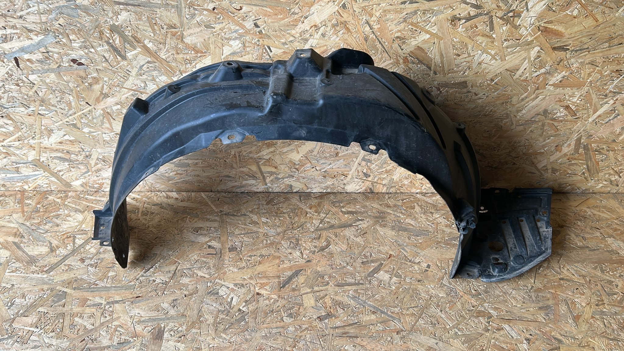 mudguard right right front front TOYOTA YARIS IV 20