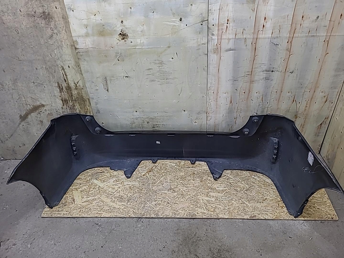 bumper rear Toyota Prius plus ZVW40 2012