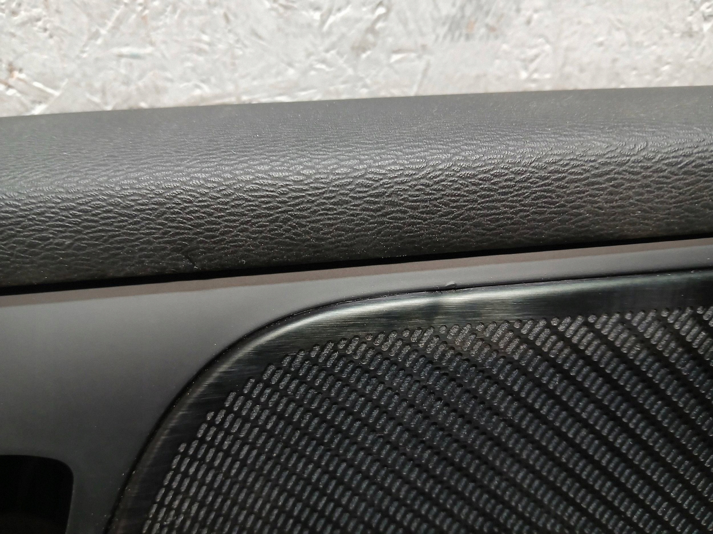 door upholstery left front VOLVO V-60 V60 V 60 18- 31490901