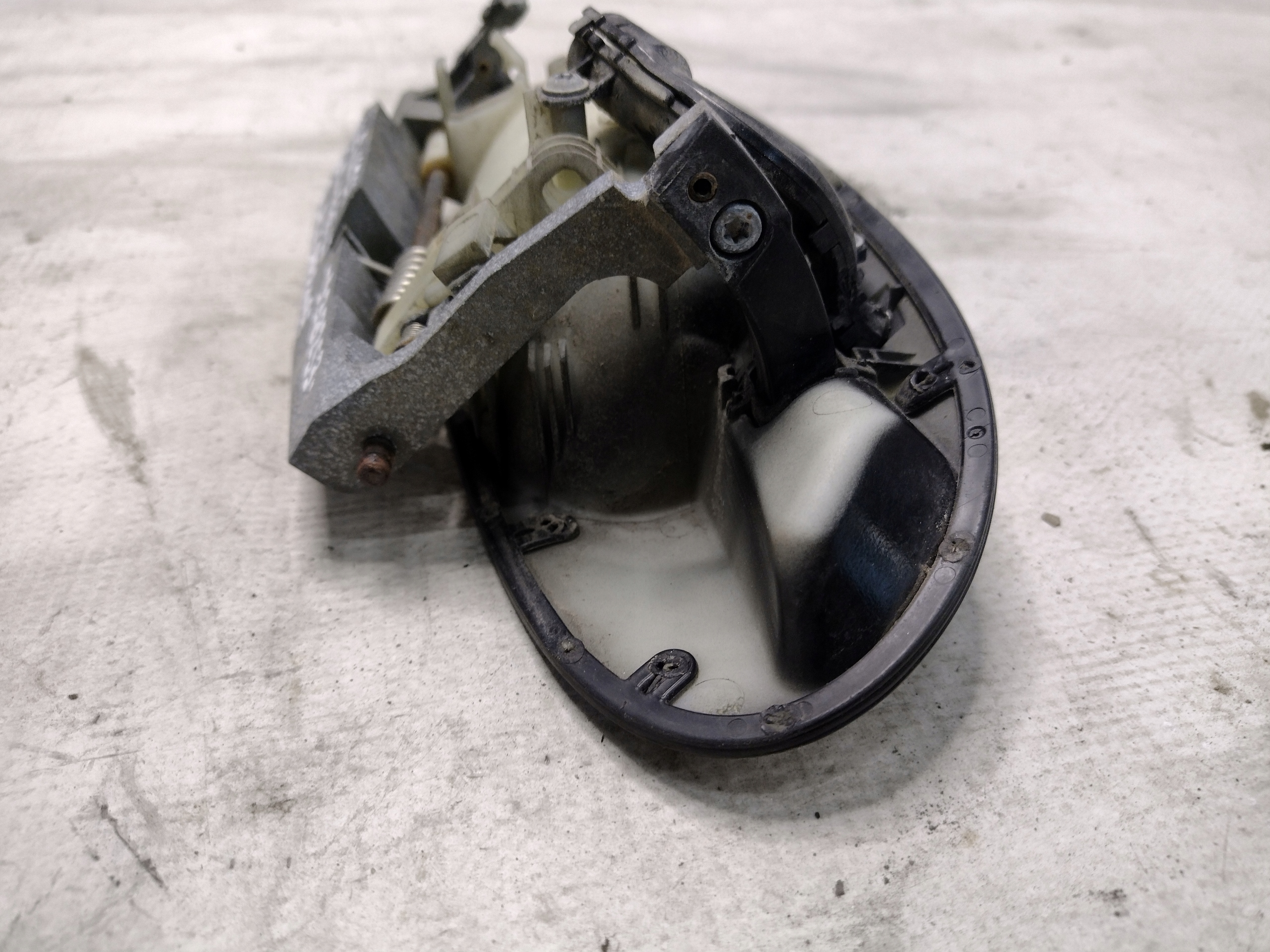handle exterior door left rear part BMW 7 E65 k: Black Sapphire Metallic