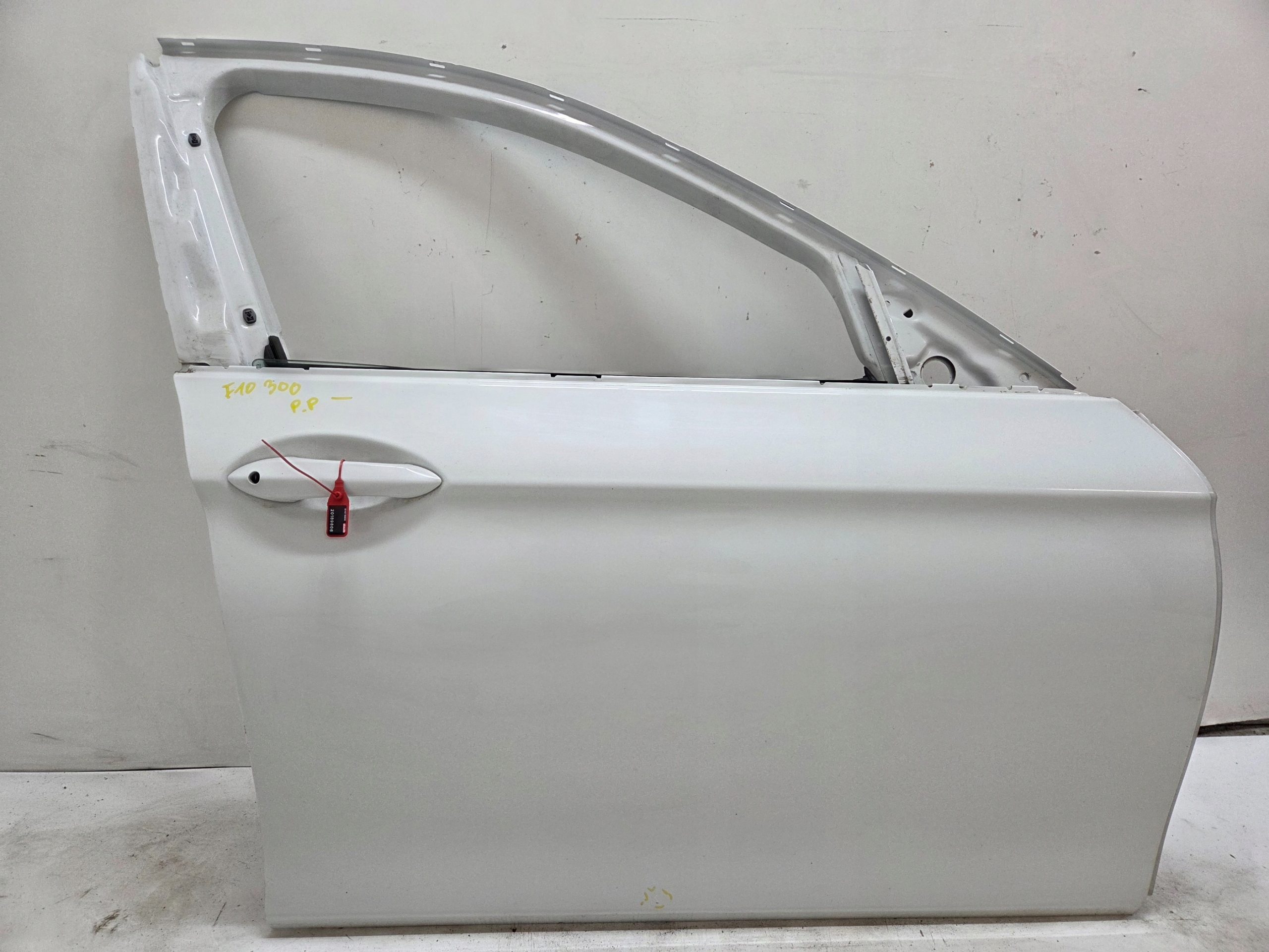 door right front front BMW F10 300