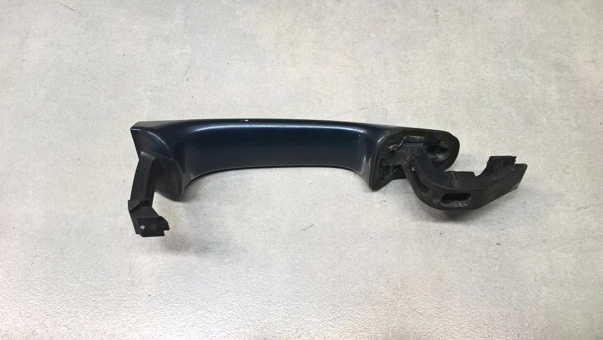 handle DZWI right rear part VOLVO V50 2.0 136KM
