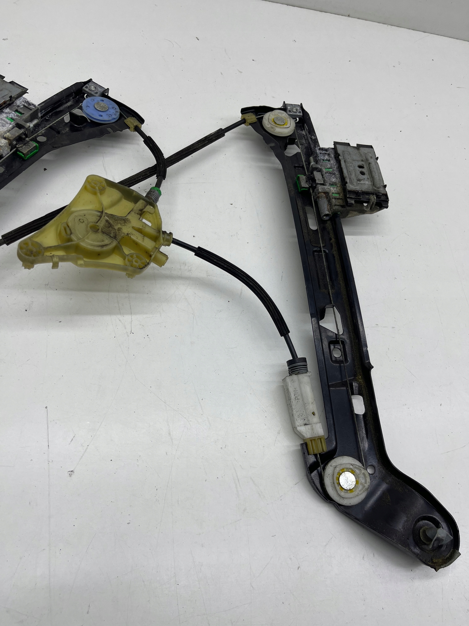 AUDI A7 C7 window regulator door left rear part original SPRAWNY!