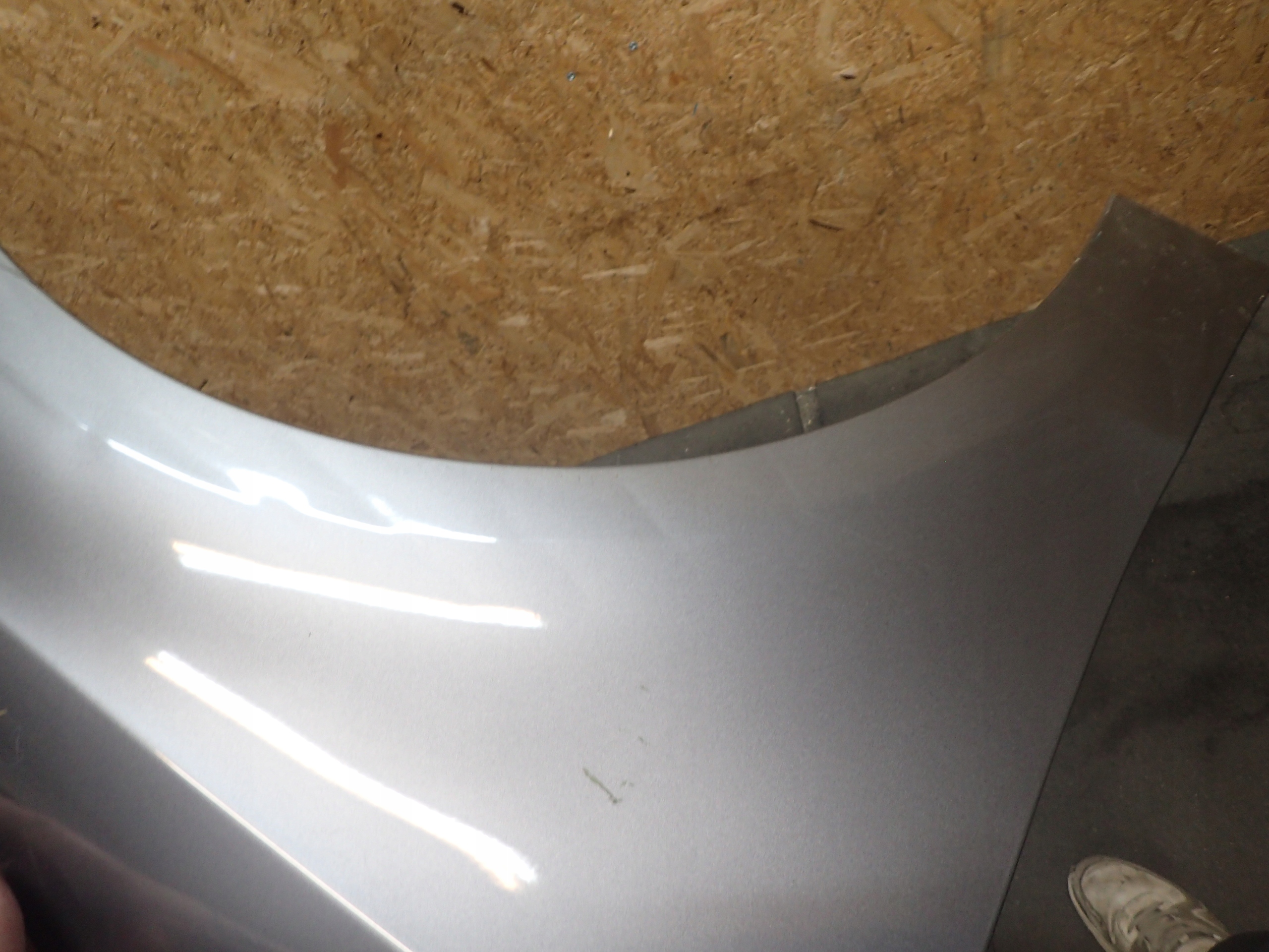 FENDER FRONT RIGHT MERCEDES B KLASA W246