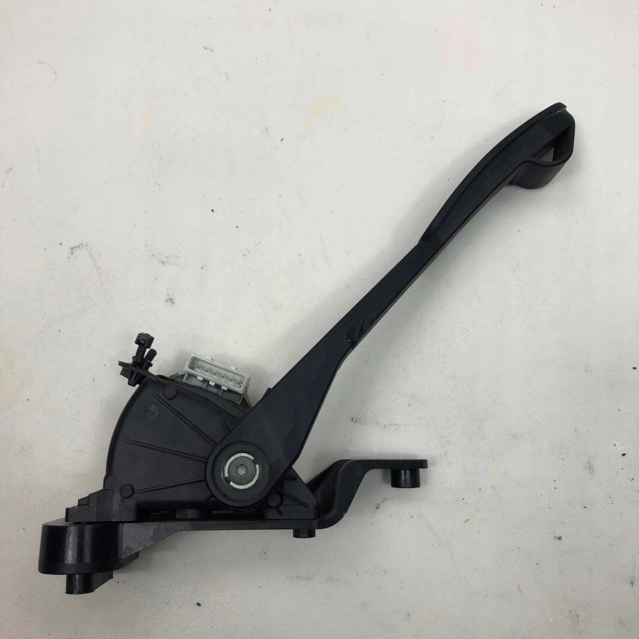 30748753 - ПОТЕНЦИОМЕТР ПЕДАЛЬ АКСЕЛЕРАТОРА VOLVO XC90 И