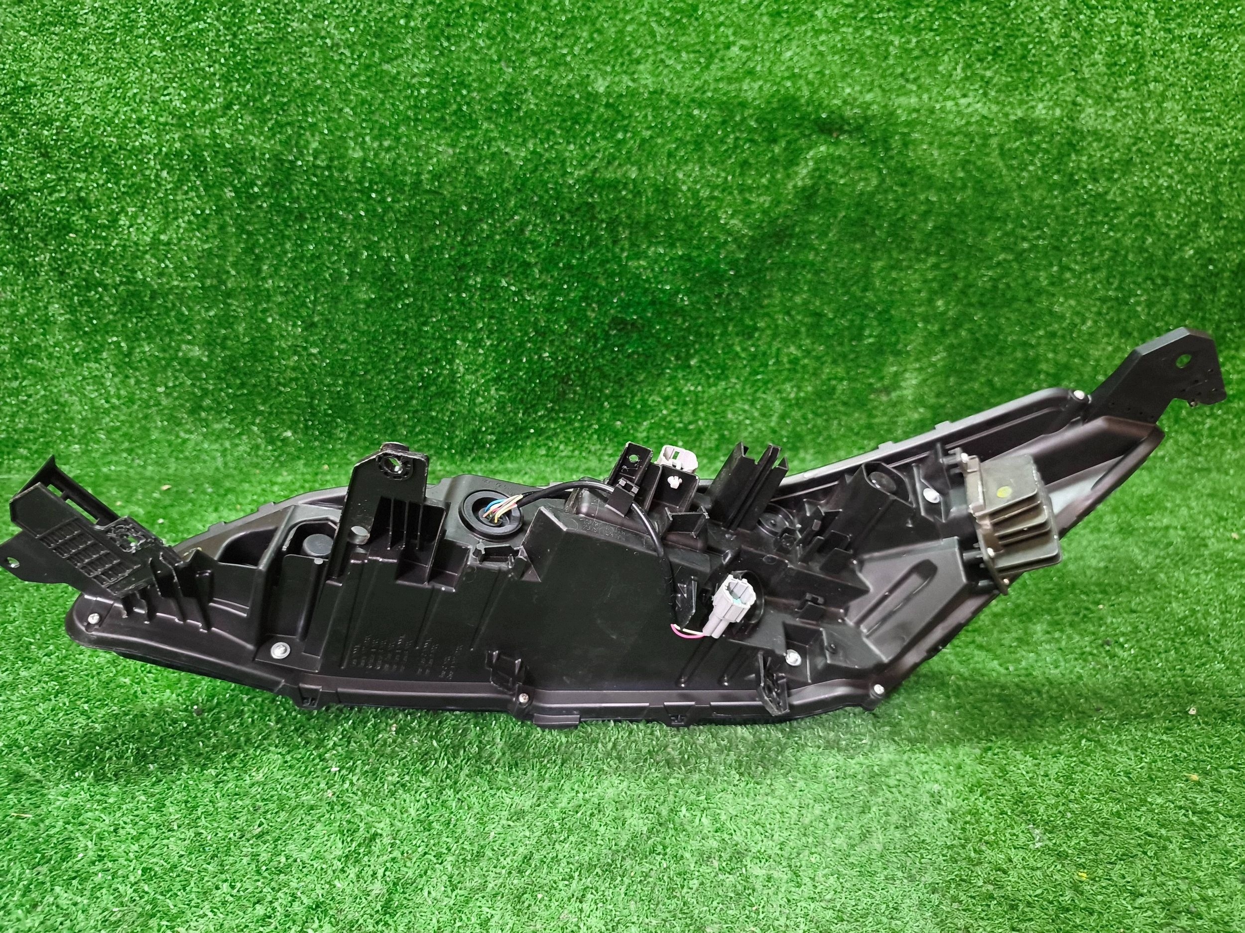 REFLEKTOR right front NISSAN X-TRAIL T33 DRL NR.203