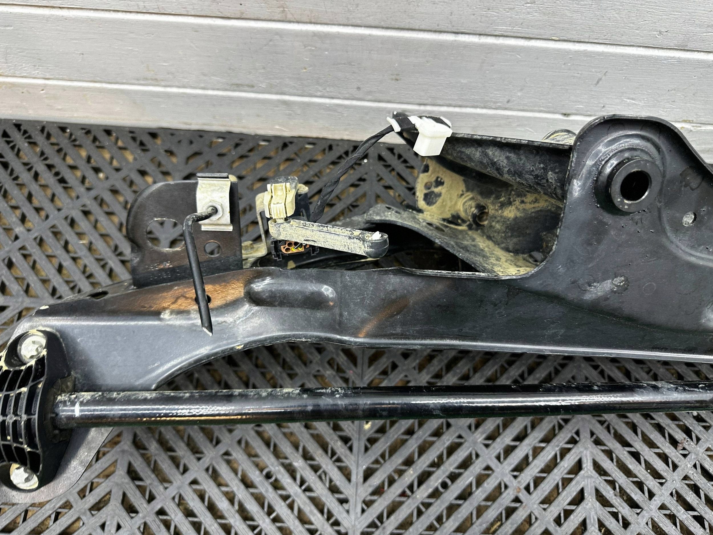 Obejma des stabilisators heck heck BMW X1 U11 6897841