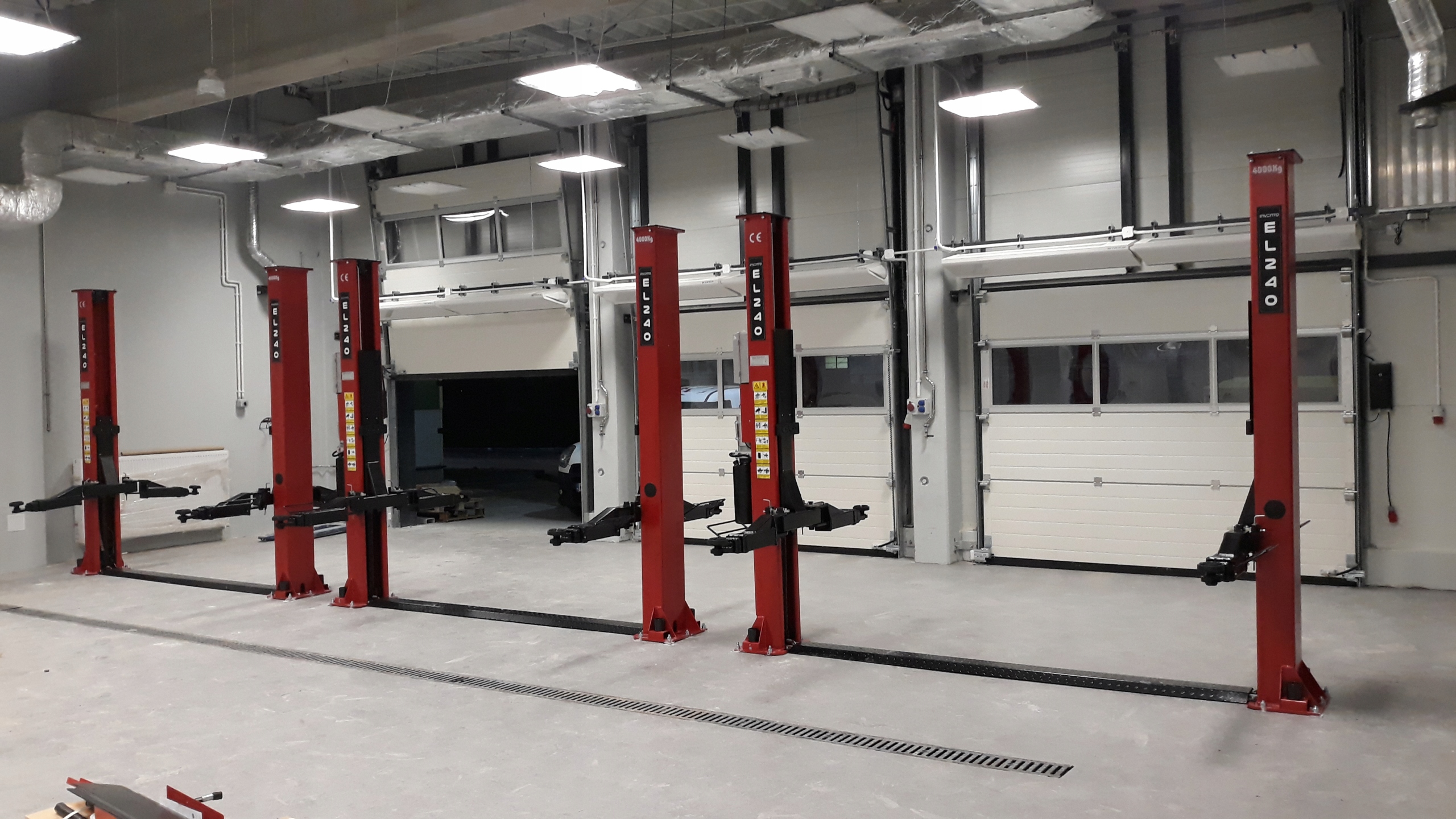 INVENTO EL240 4 T Podnosnik dwukolumnowy Brand Invento