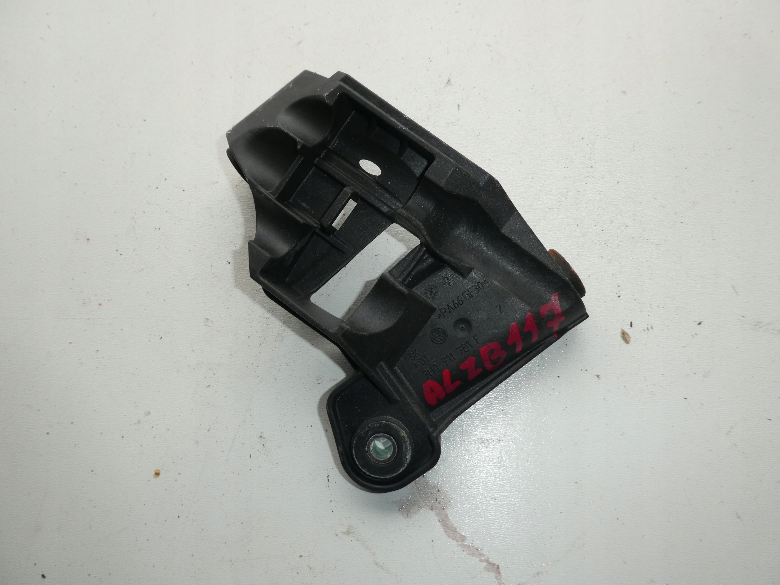 Halter LINEK Getriebe VW T5 7H0711781F