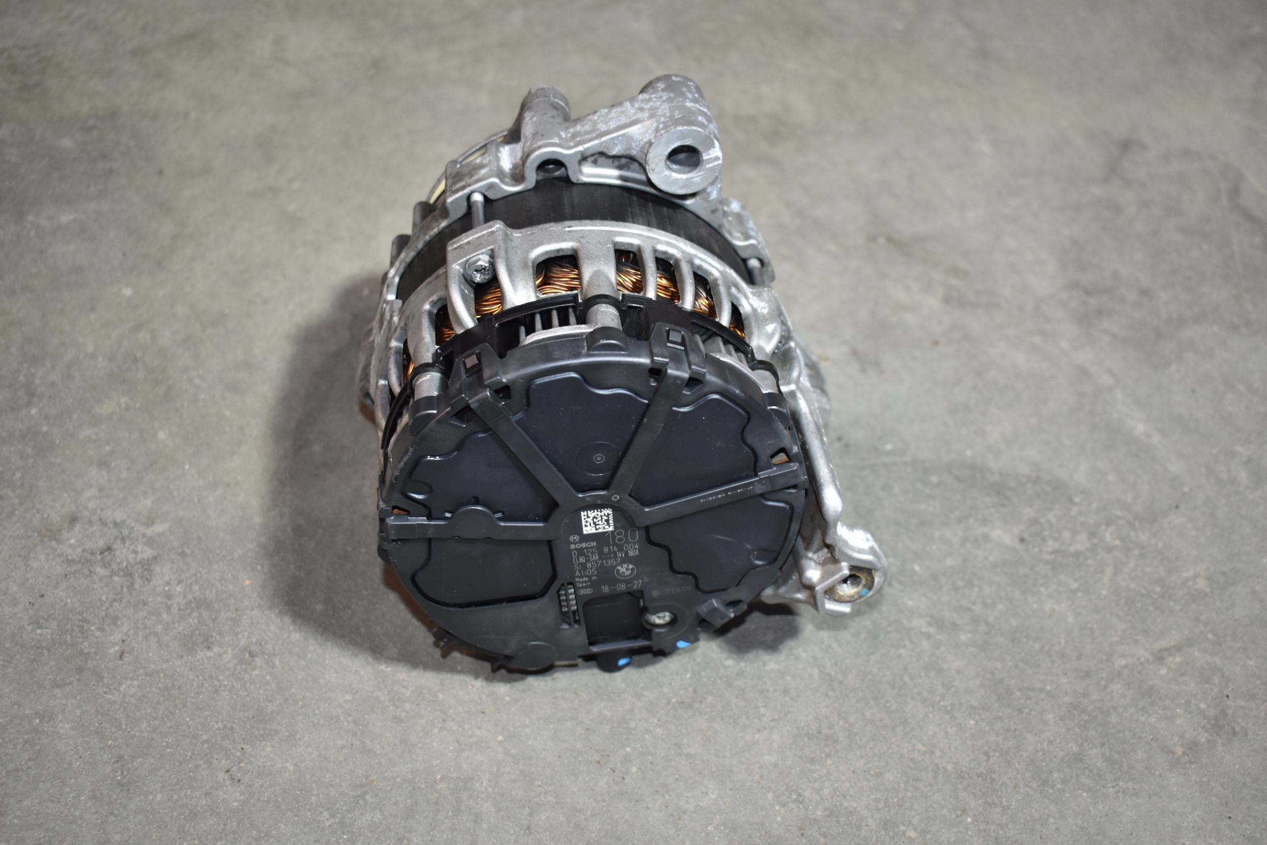 IDEALNY ALTERNATOR 180A BMW G01 G02 G30 1