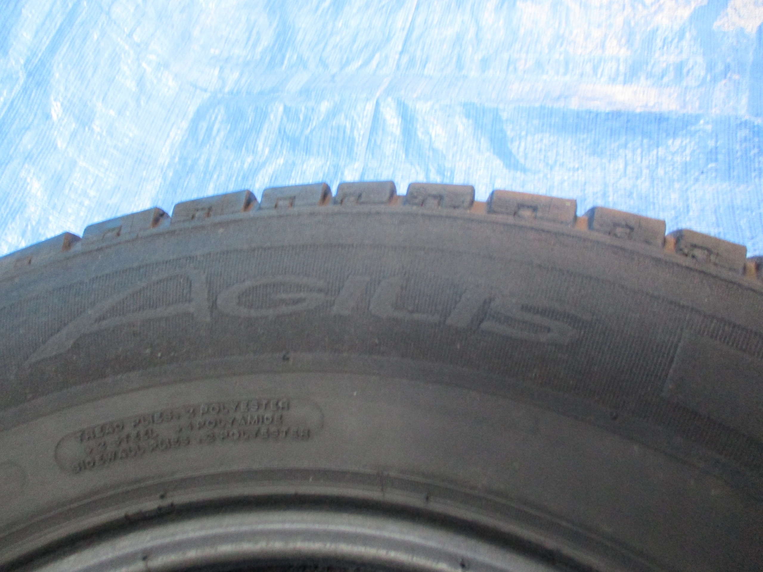 OPONY MICHELIN AGILIS 235/65 R16C Model Agilis 3