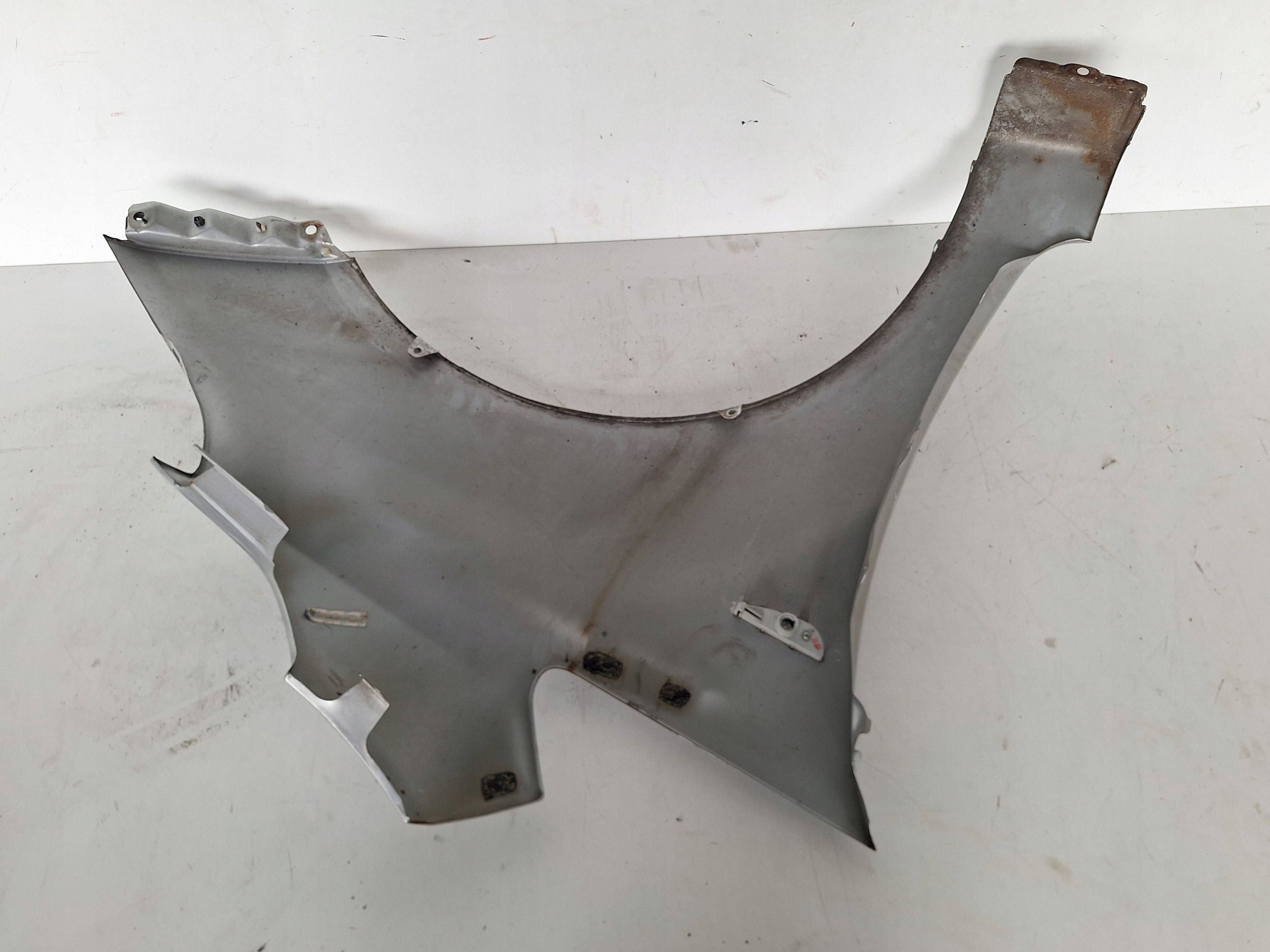HYUNDAI IX20 10-14 Aile Gauche