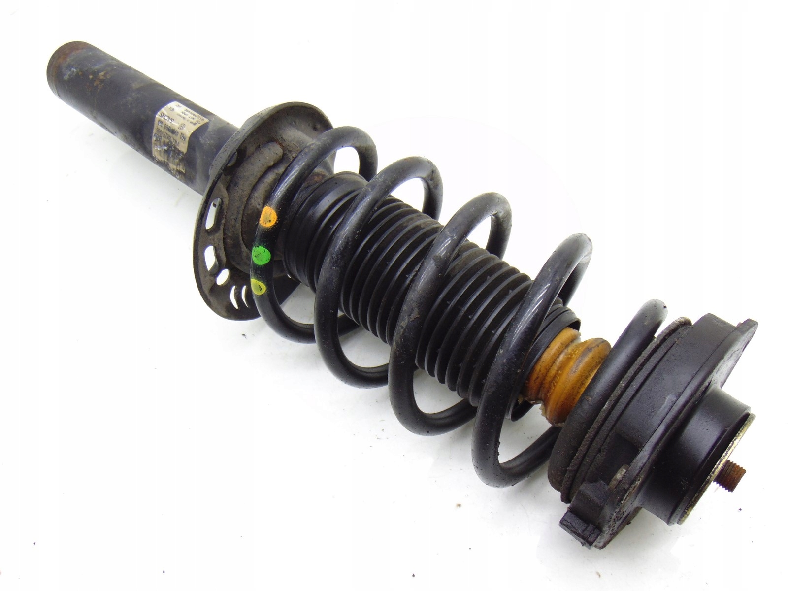 Амортизатор передний правый VW PASSAT B7 3AA413031M