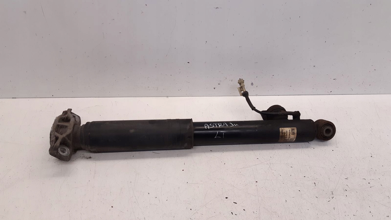 shock absorber rear part rear left IDS Opel Astra J 2,0 CDTI