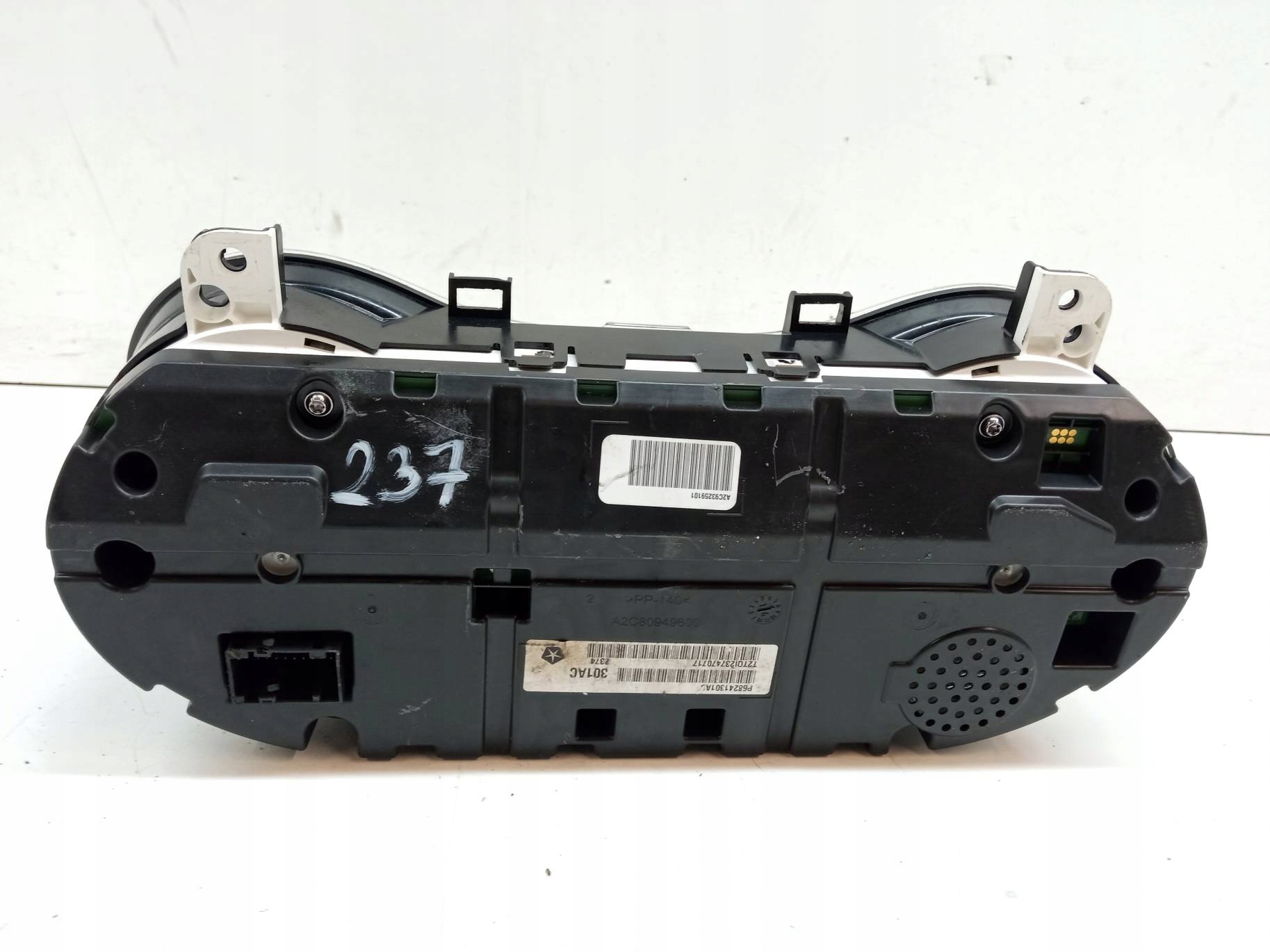 dials P68241301AC 3.2 B Jeep Cherokee V (2014- )