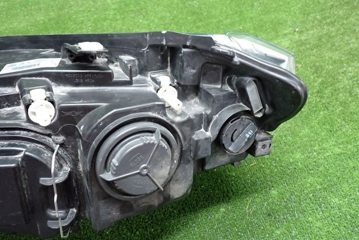 BMW X1 E84 LIFT 12- reflektor right light right