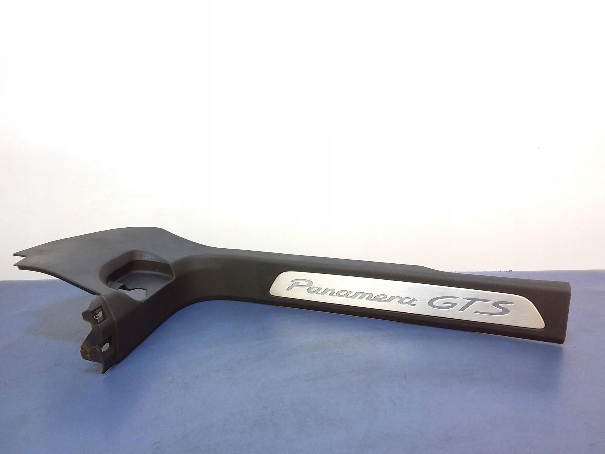 PANAMERA 970 GTS ДЕКОР НАКЛАДКА НА ПОРОГ ПЕРЕДНЯЯ