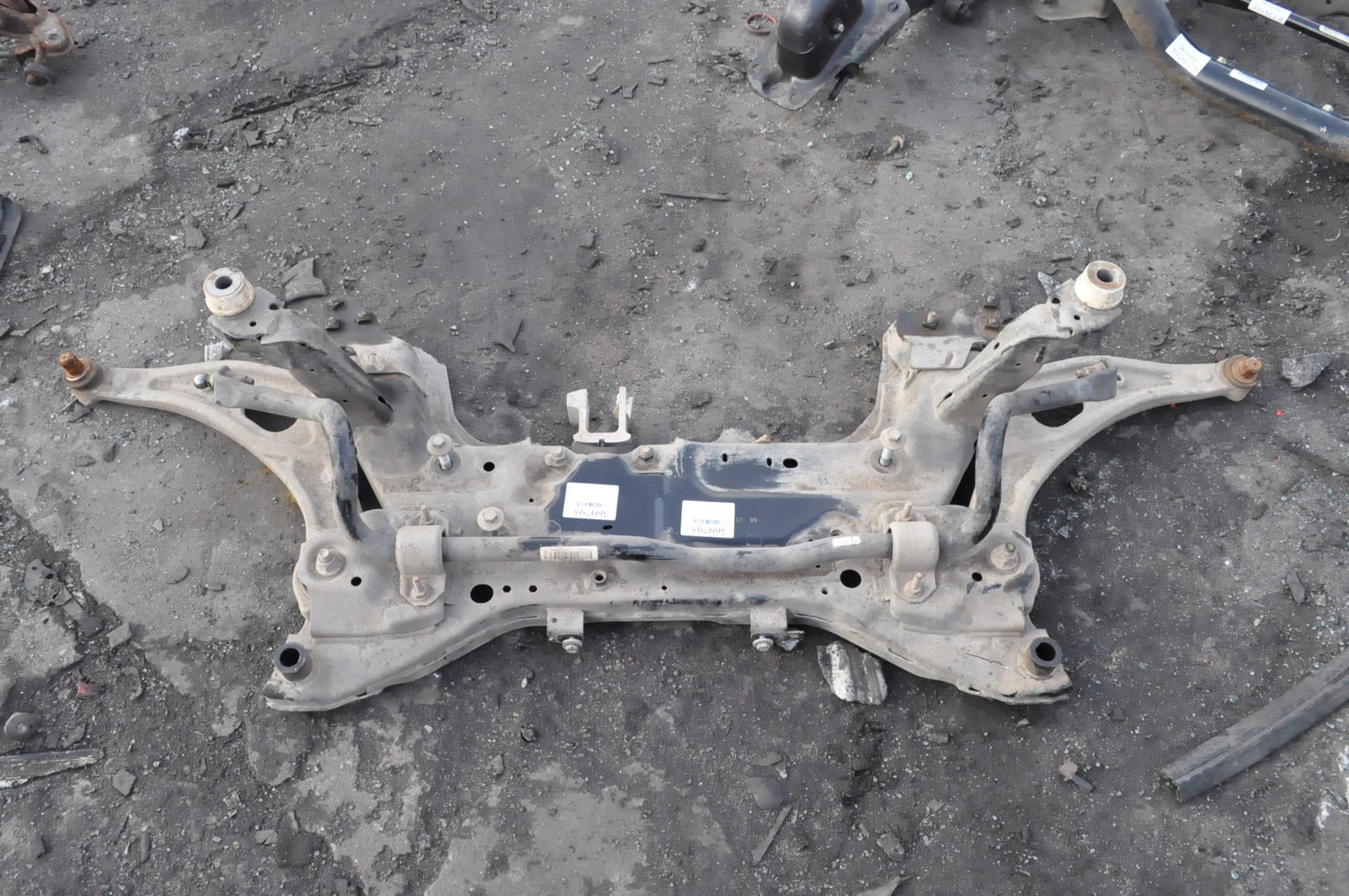 FORD KUGA MK3 2.5 HYBRYDA SANKI ZAWIESZENIA WÓZEK PRZÓD