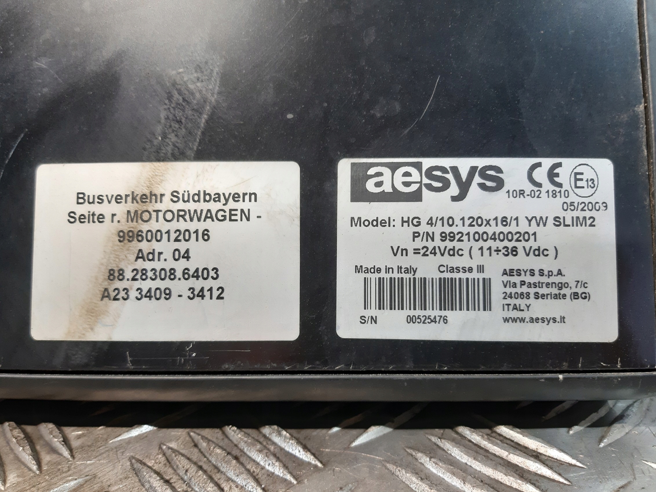 display AESYS HG 4/10.120x16/1 YW SLIM2 EVOBUS