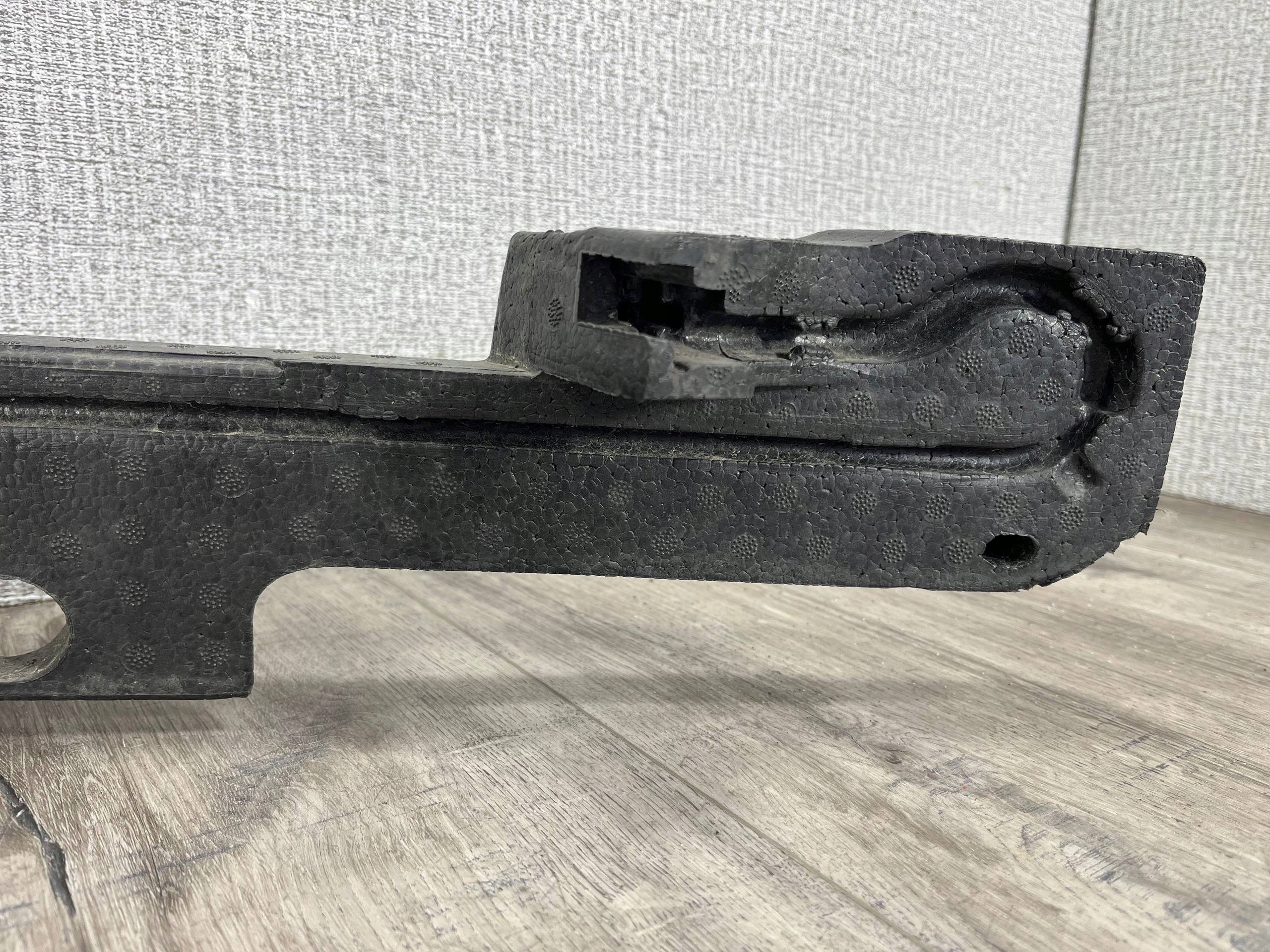 TESLA MODEL 3 III ABSORBER PIANKA nárazníku předek 1104669-CN-G