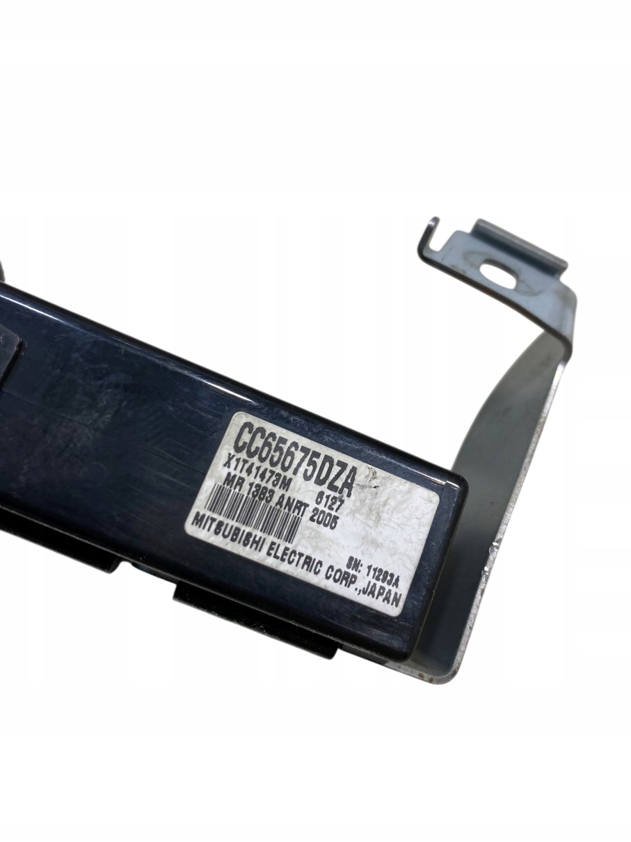 Module Central de la serrure MAZDA 5 et CC65675DZA
